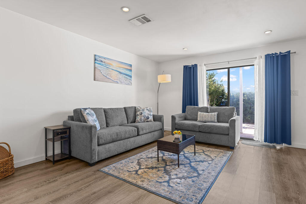 HOLIDAY ISLE - Residential