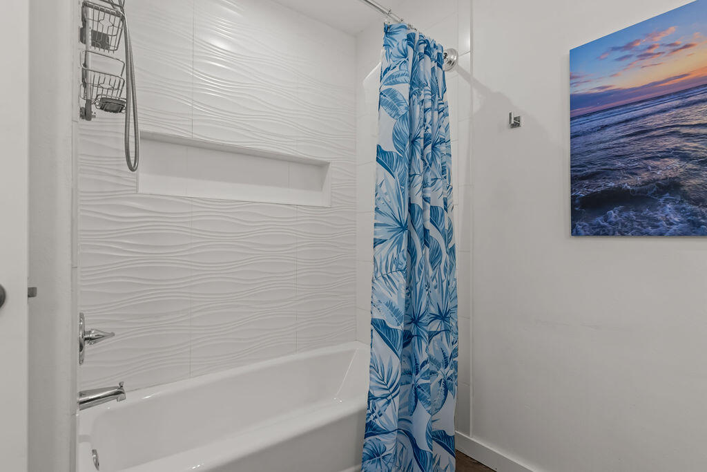 HOLIDAY ISLE - Residential