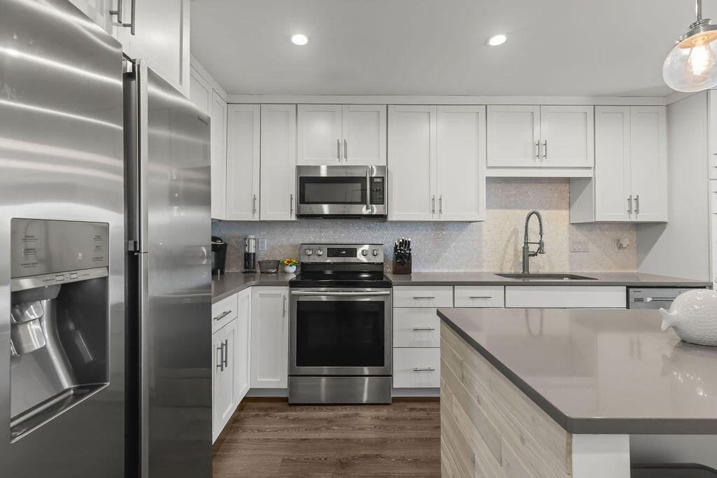 HOLIDAY ISLE - Residential