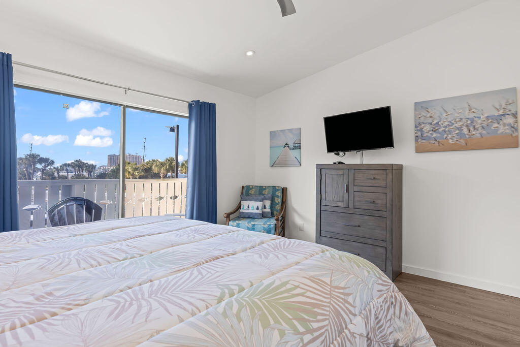 HOLIDAY ISLE - Residential