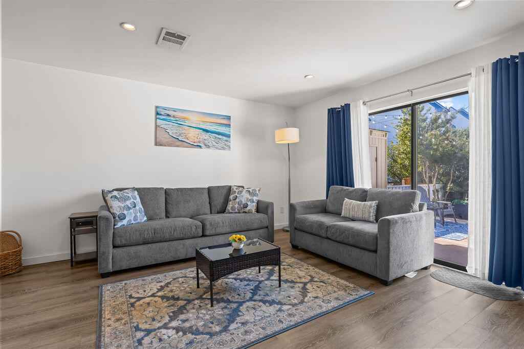 HOLIDAY ISLE - Residential