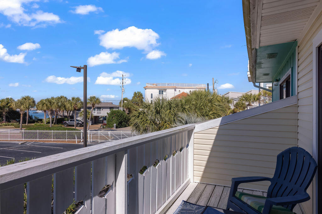 HOLIDAY ISLE - Residential