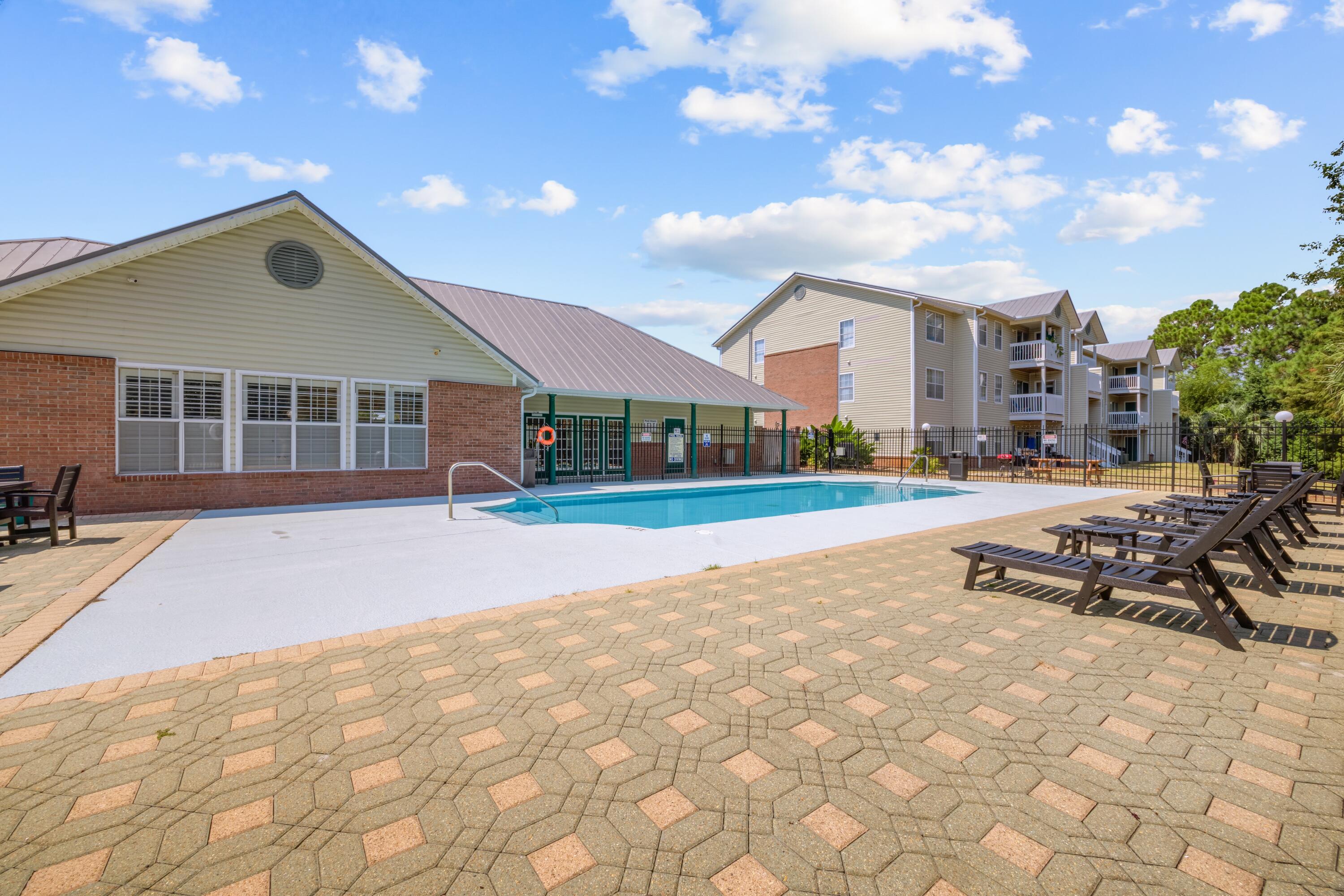 INDIAN LAKE - Residential