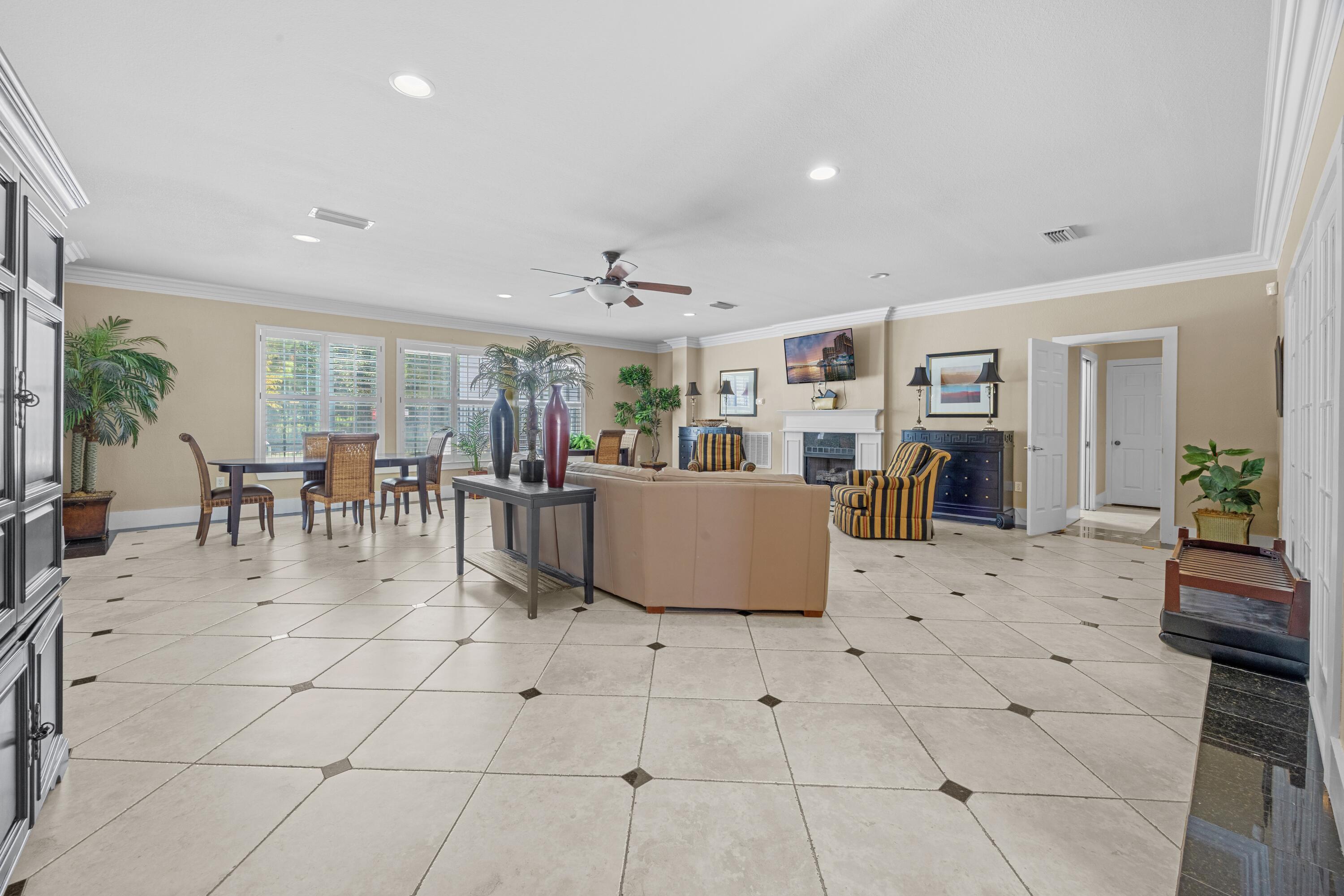 INDIAN LAKE - Residential