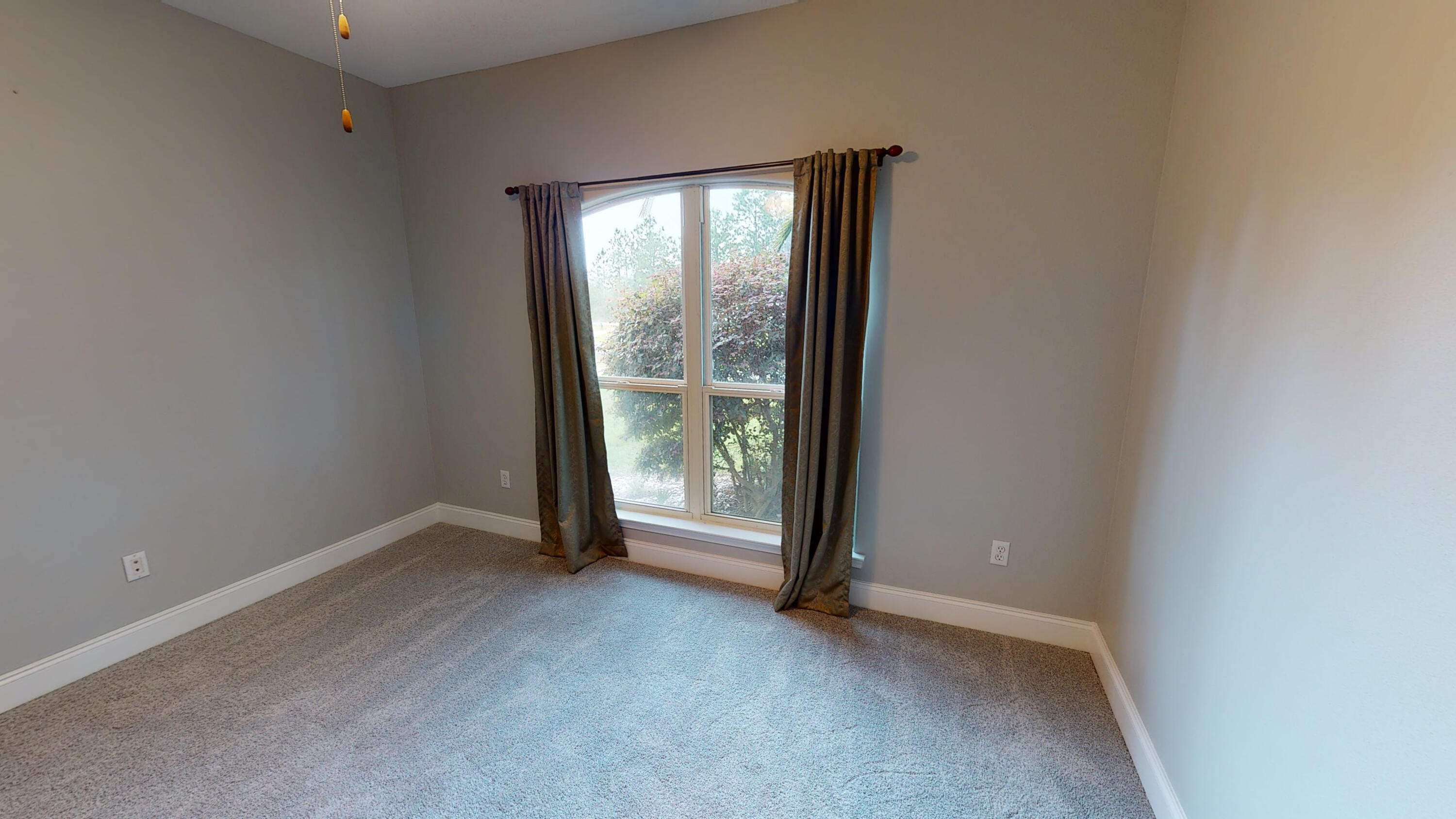 SMUGGLERS COVE - Residential