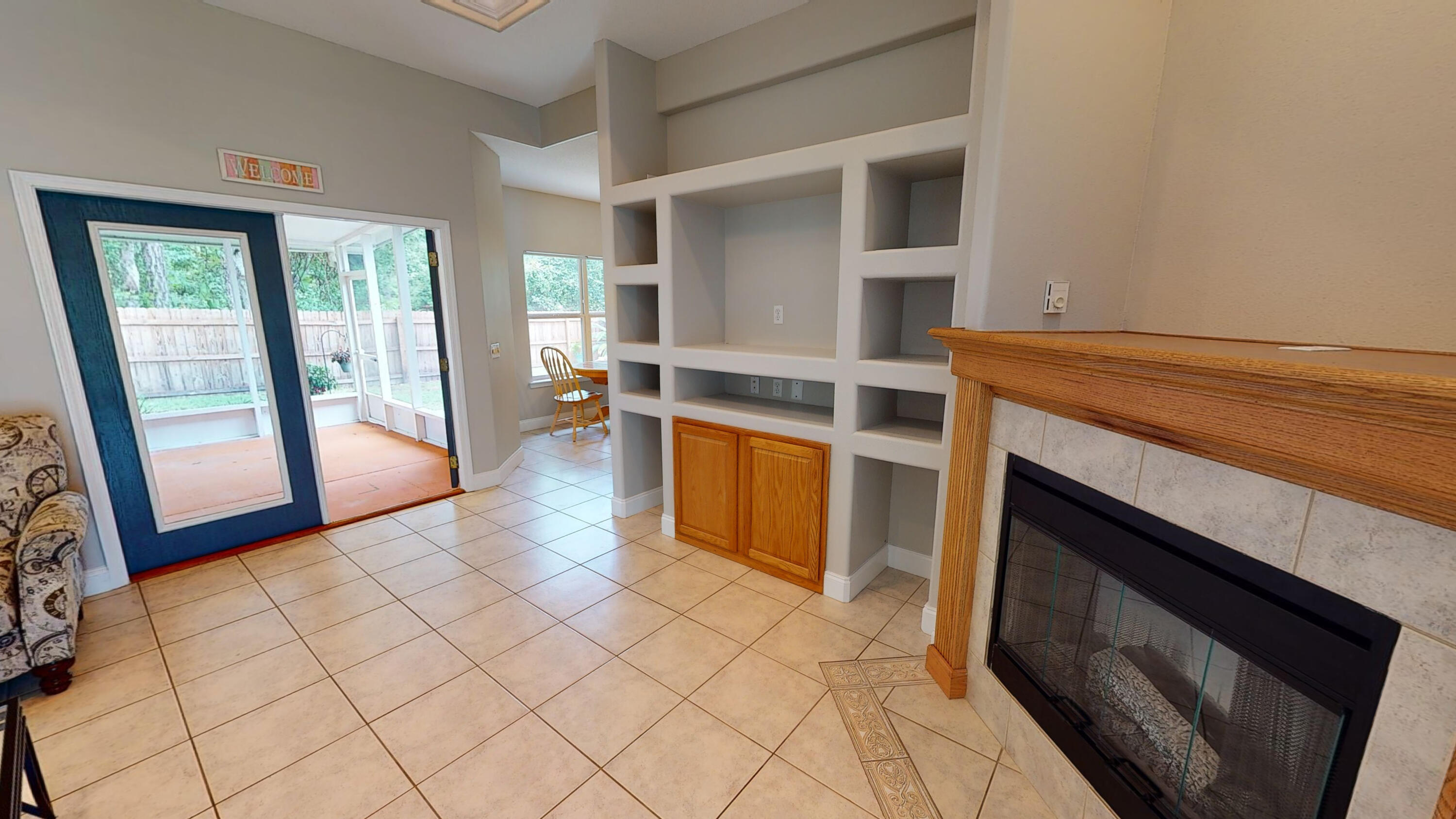 SMUGGLERS COVE - Residential