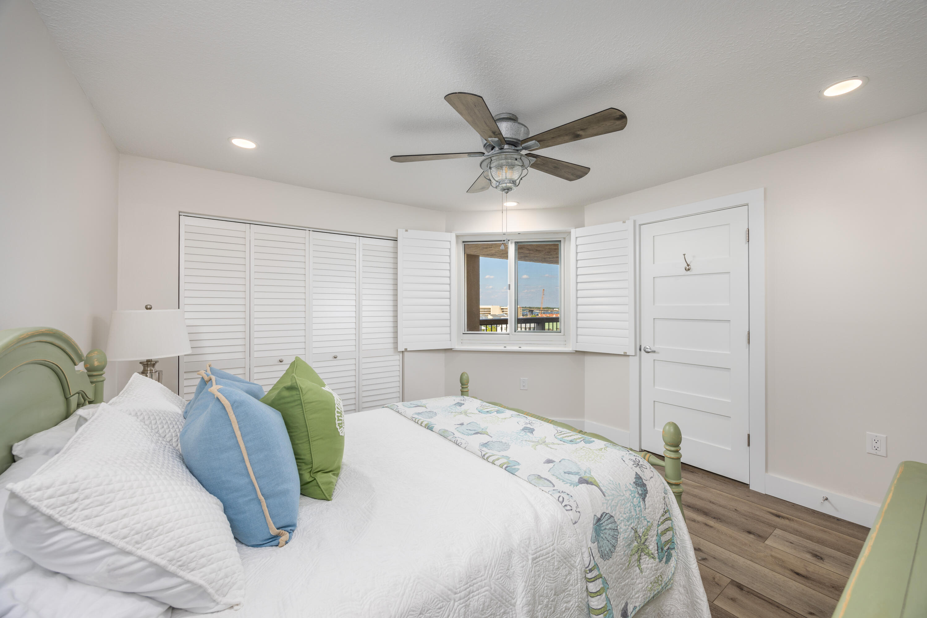 BREAKERS OF FWB PH 1 - Residential
