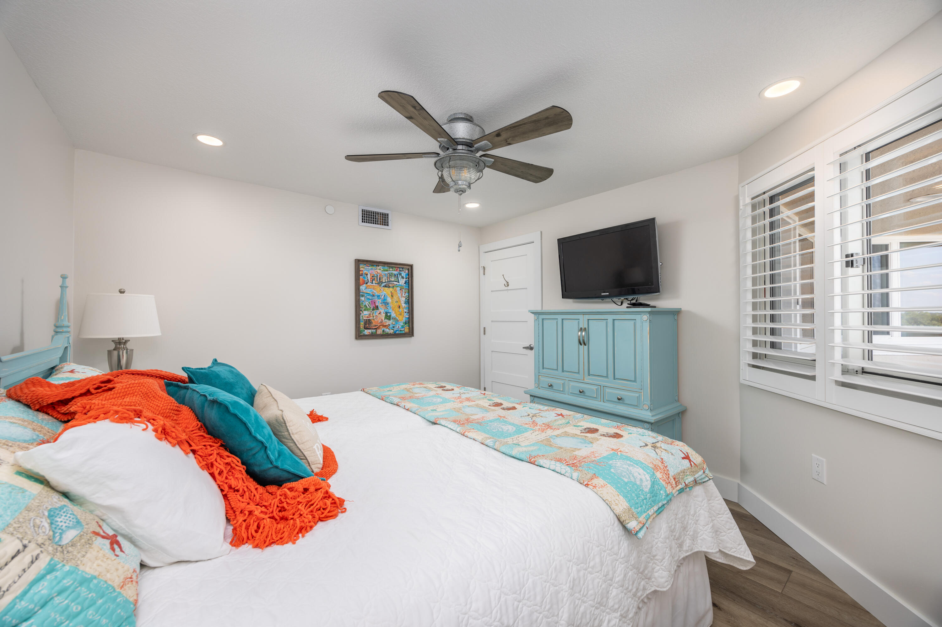 BREAKERS OF FWB PH 1 - Residential