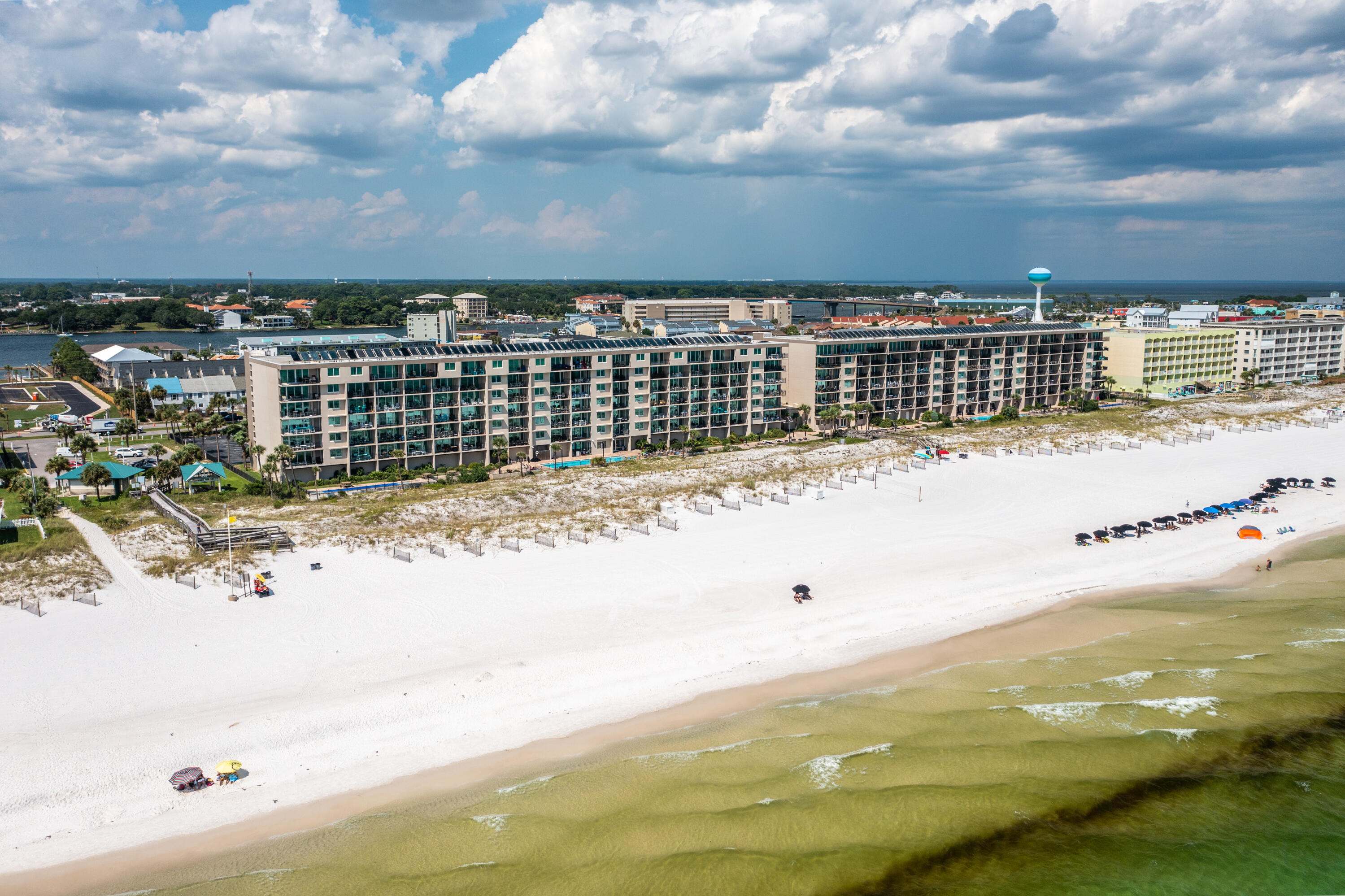 BREAKERS OF FWB PH 1 - Residential