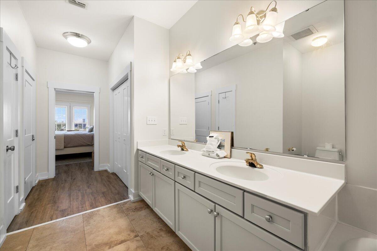 THE VILLAGE OF SOUTH WALTON - Residential