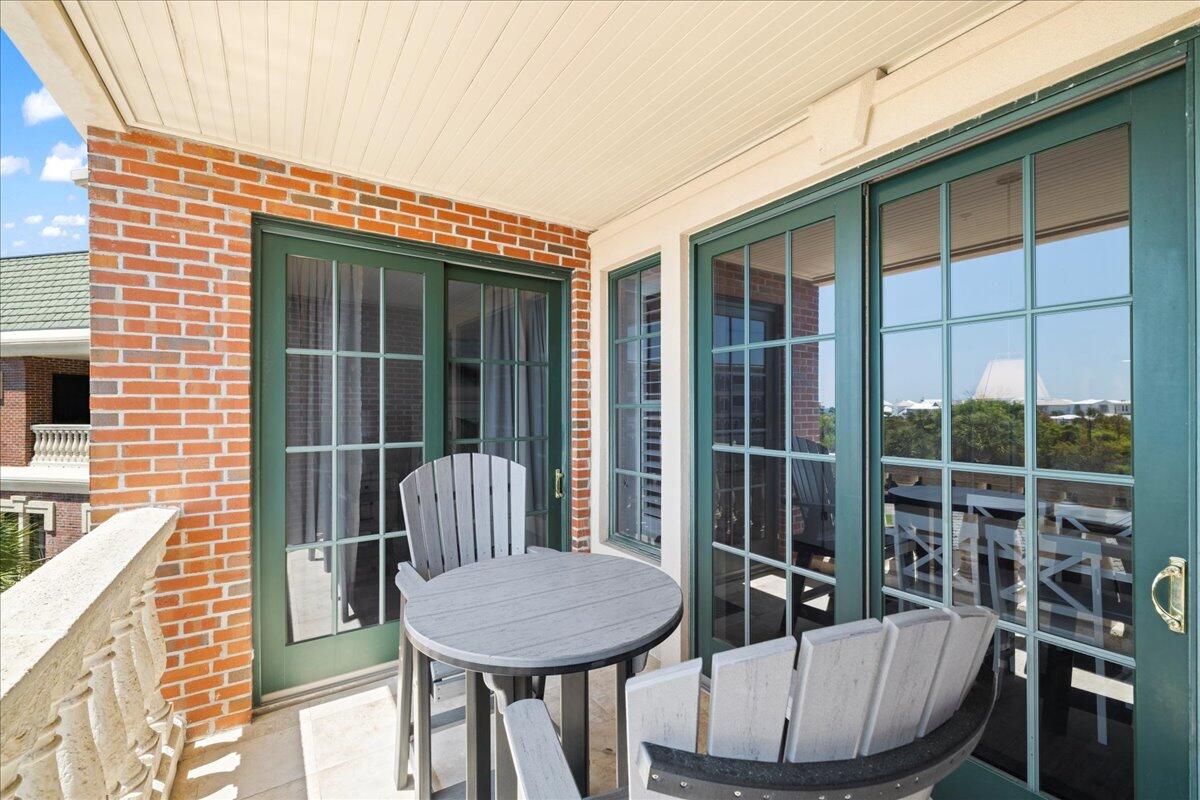 THE VILLAGE OF SOUTH WALTON - Residential