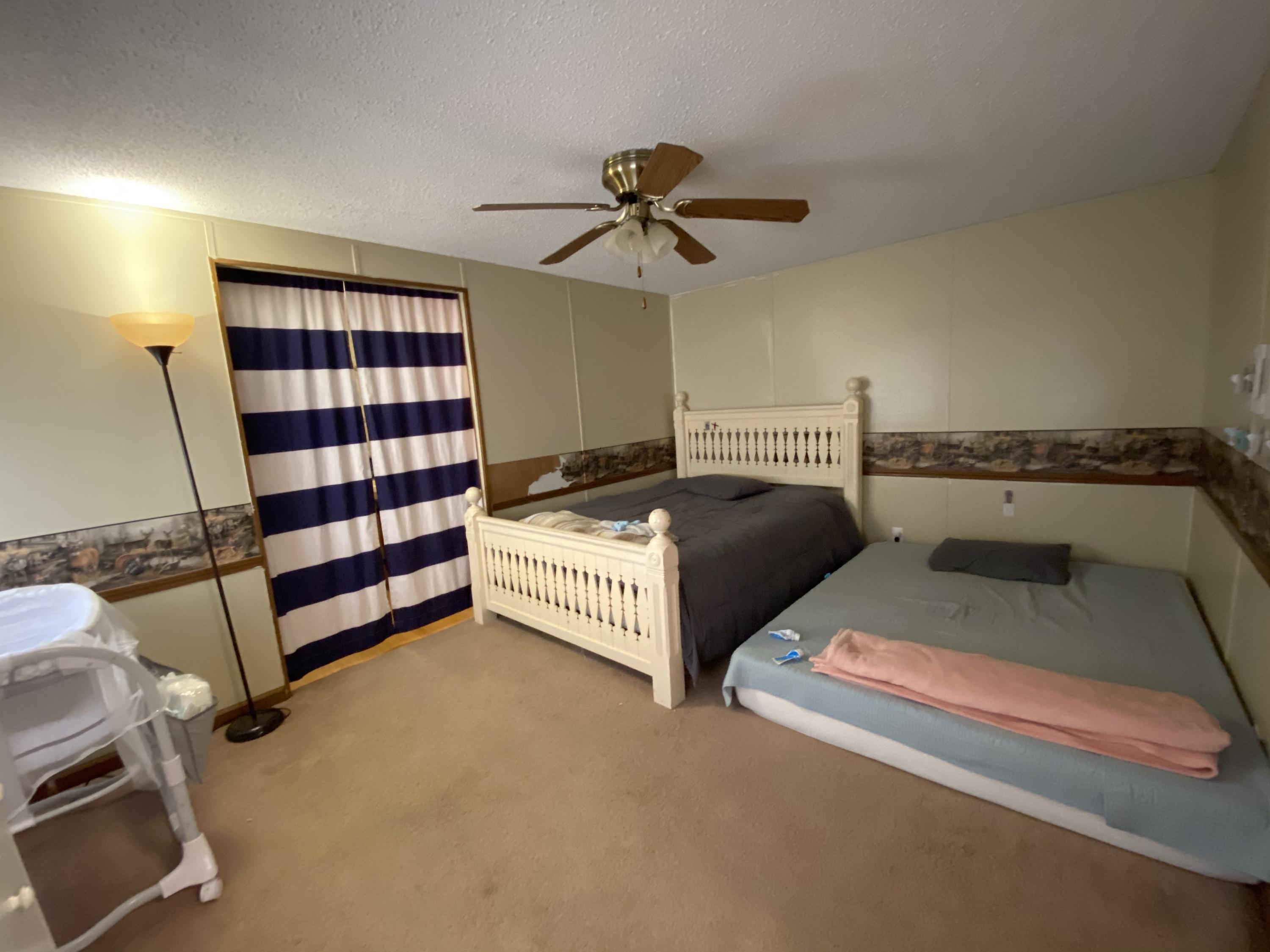 OAKWOOD LAKES ESTATES - Residential