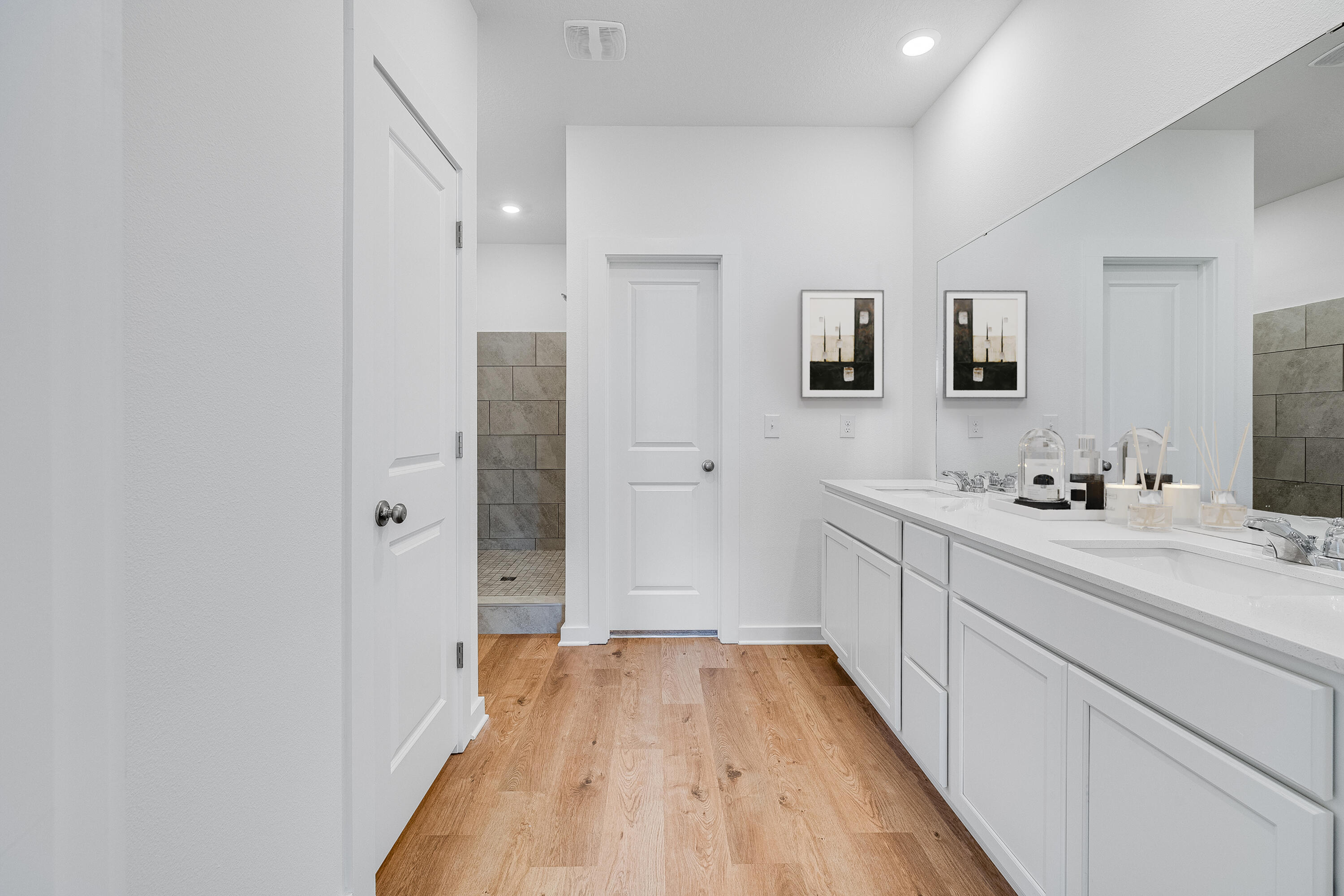 CROSS CREEK - Residential