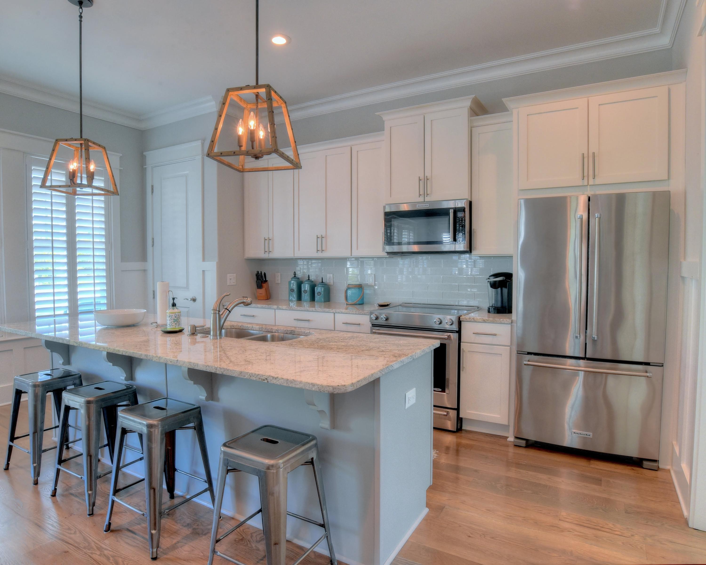 LAKESIDE AT BLUE MOUNTAIN BEACH - Residential