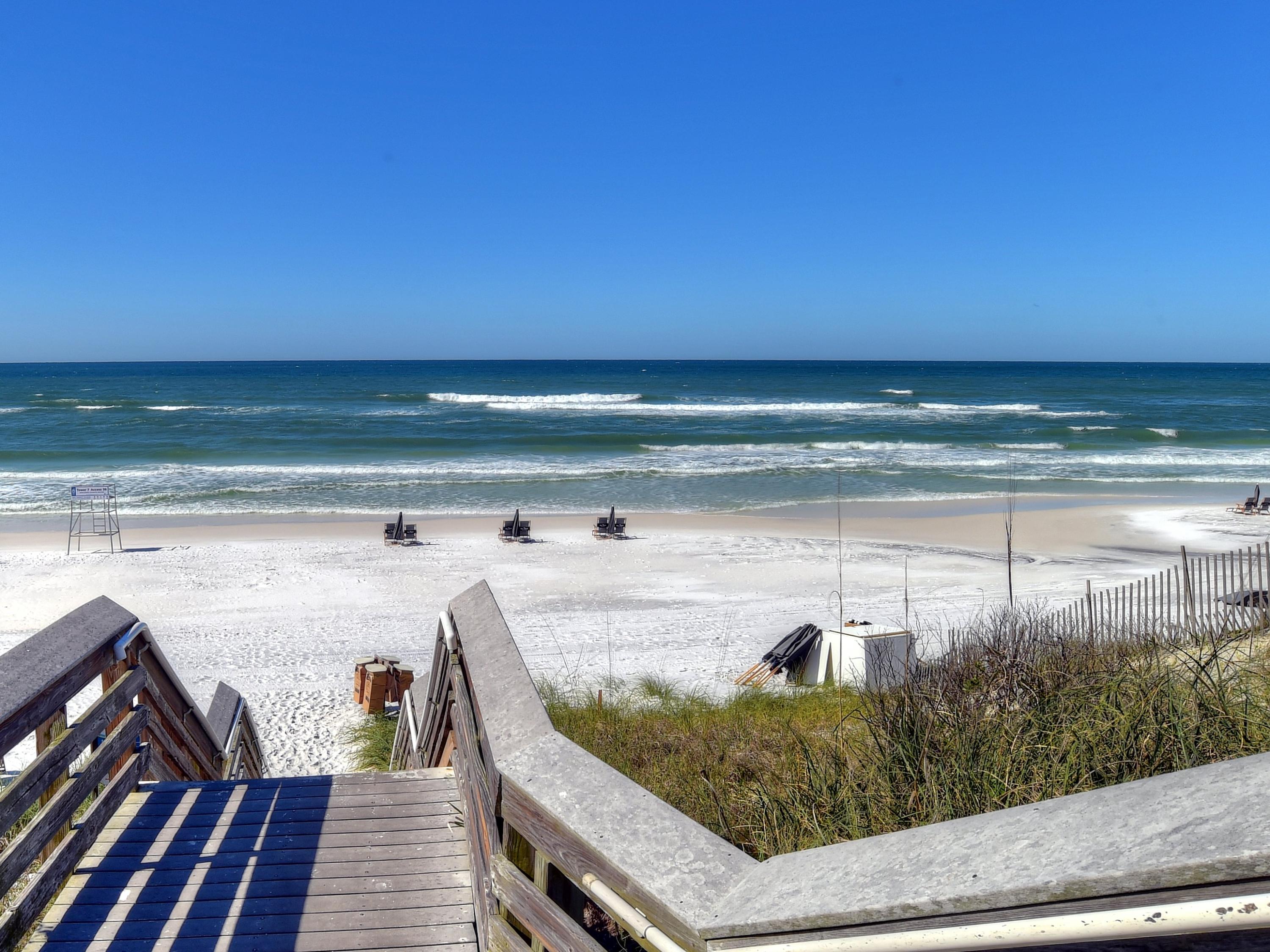 LAKESIDE AT BLUE MOUNTAIN BEACH - Residential