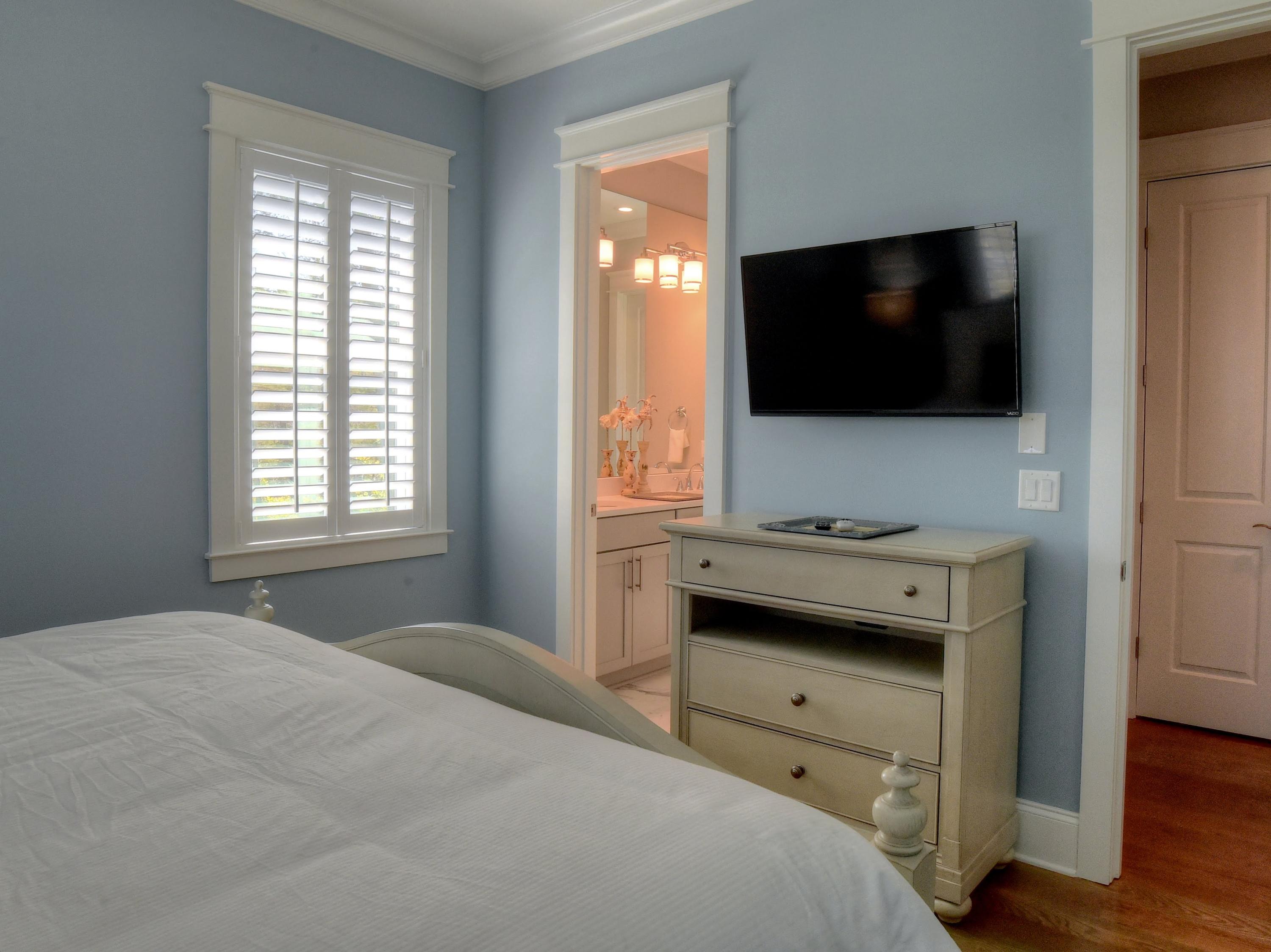 LAKESIDE AT BLUE MOUNTAIN BEACH - Residential