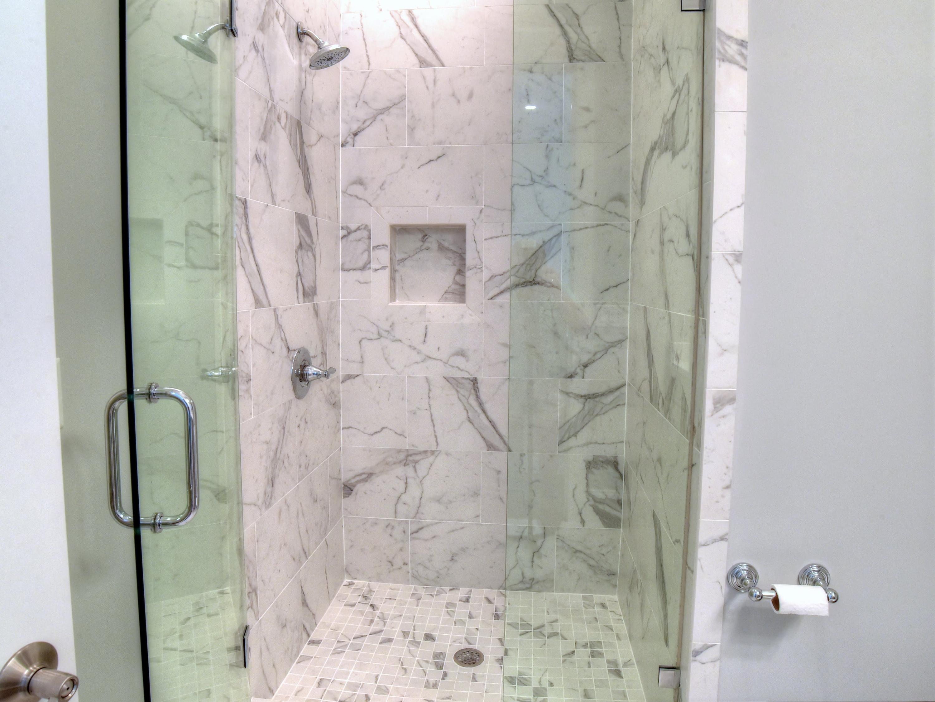 LAKESIDE AT BLUE MOUNTAIN BEACH - Residential