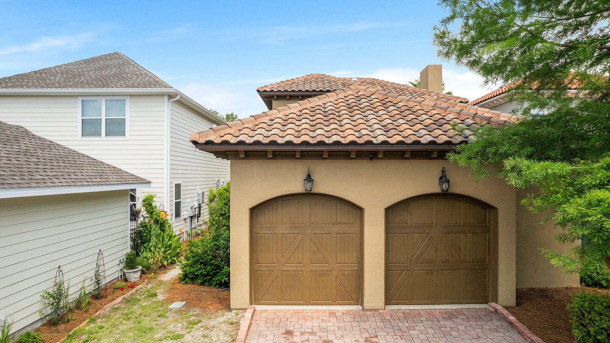 MAGNOLIA BAY CLUB T/H PH 1 - Residential