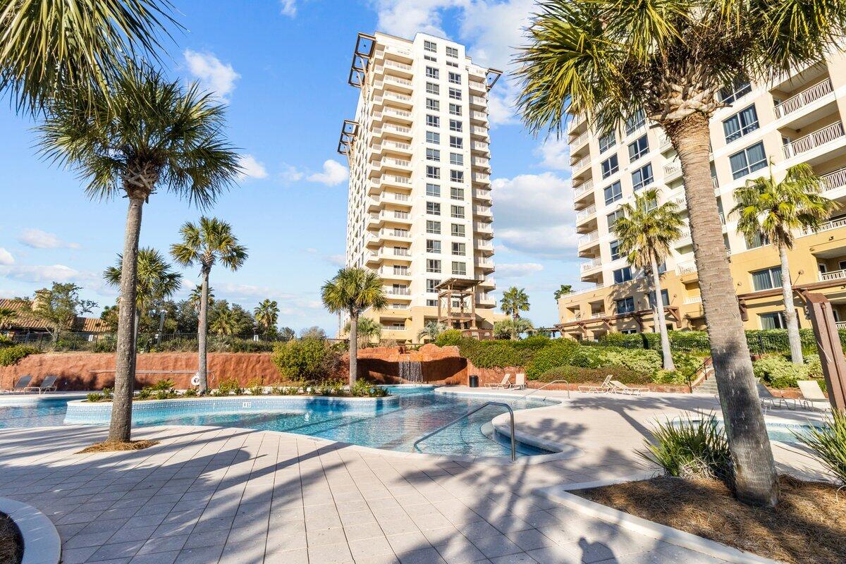 LUAU I - Residential