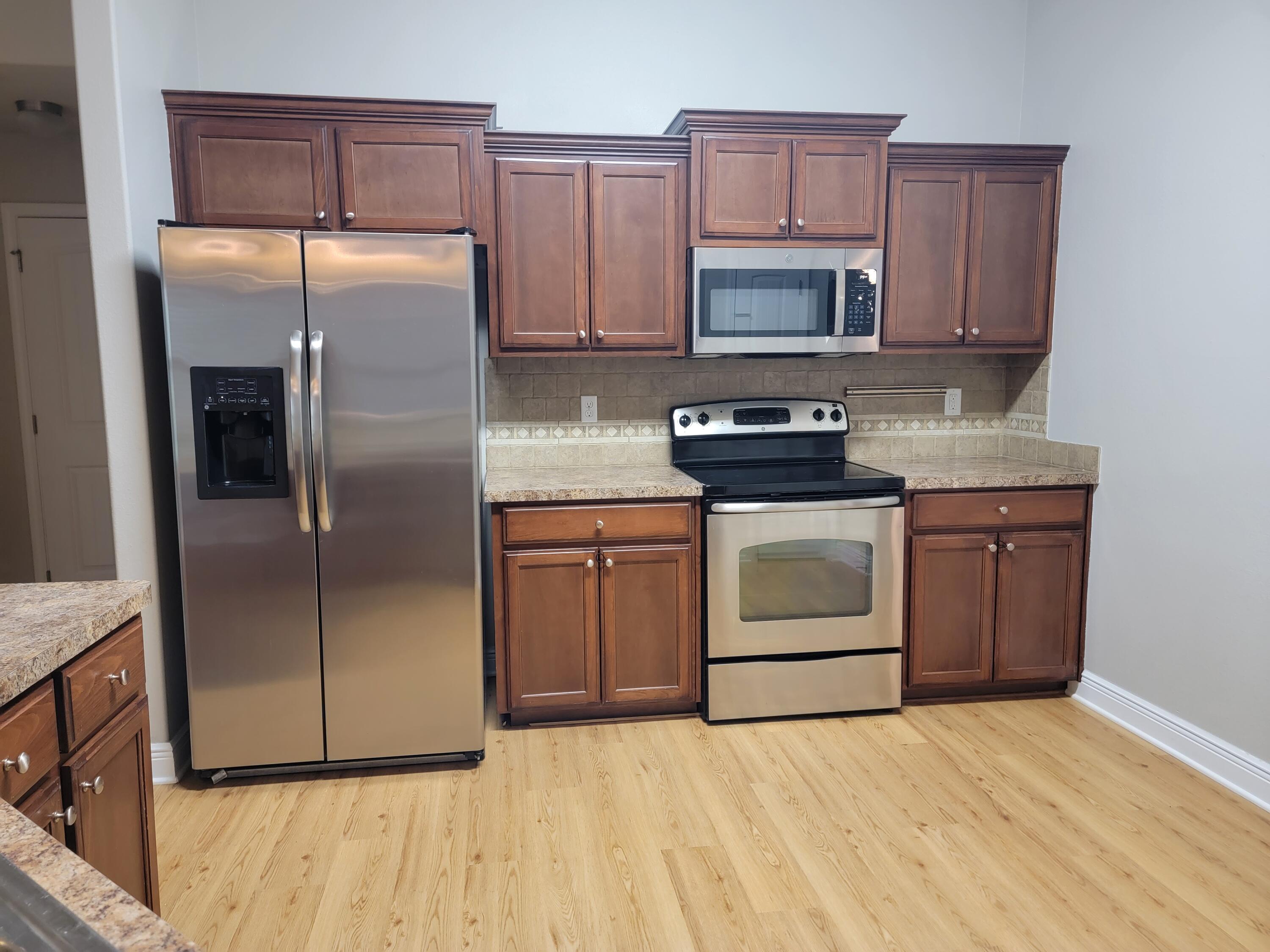 ALICIA PLACE - Residential Lease