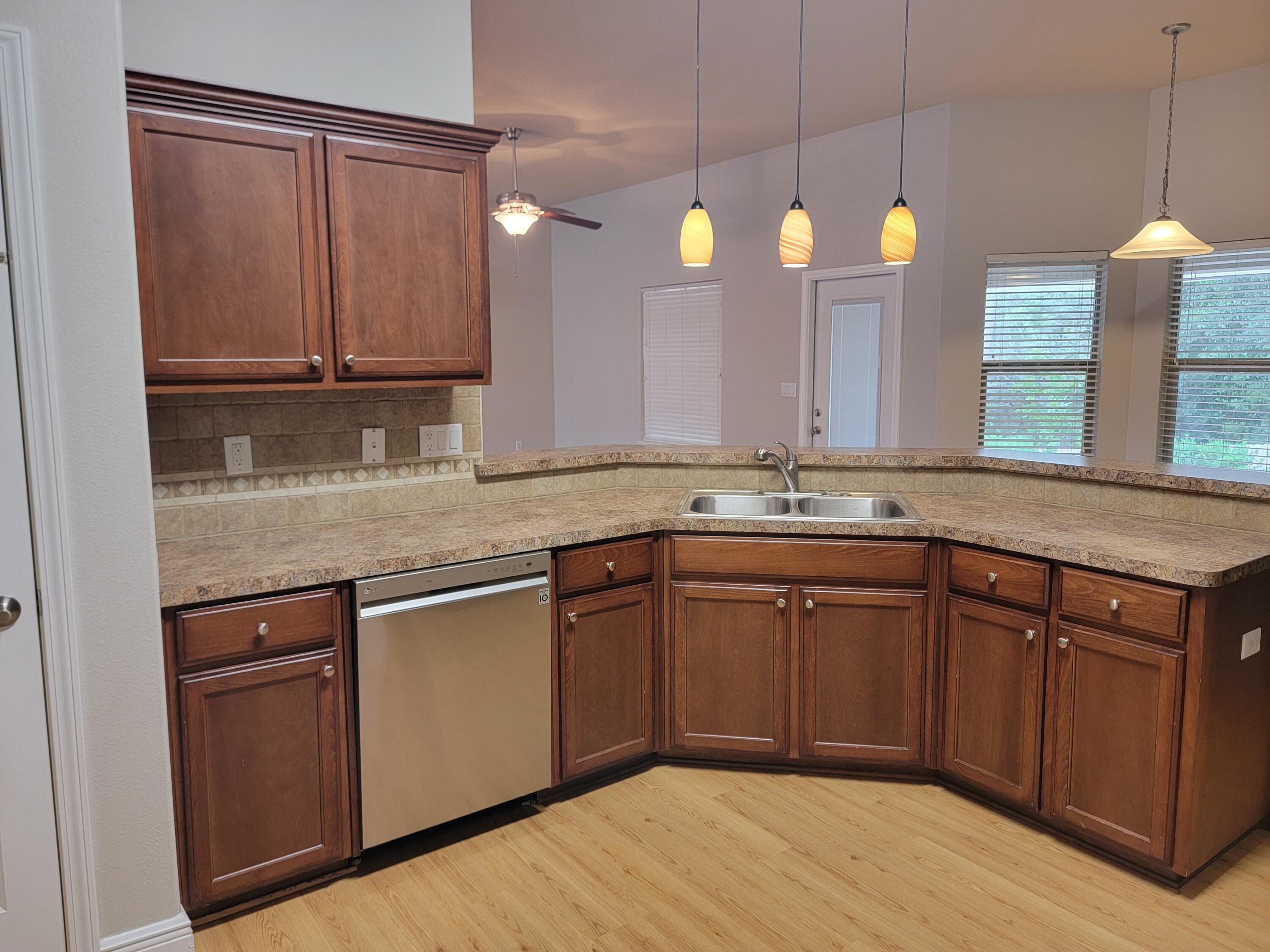 ALICIA PLACE - Residential Lease