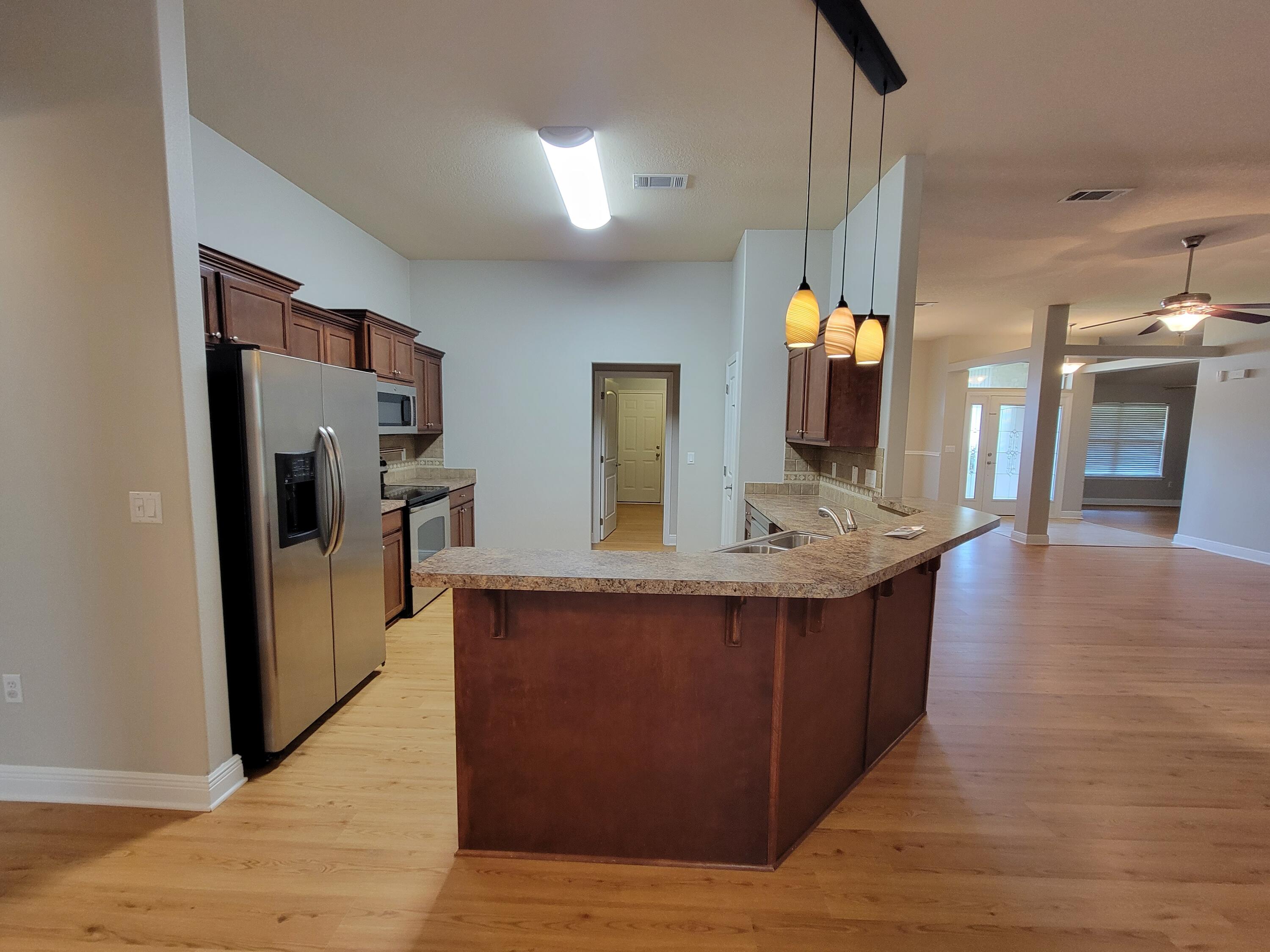 ALICIA PLACE - Residential Lease