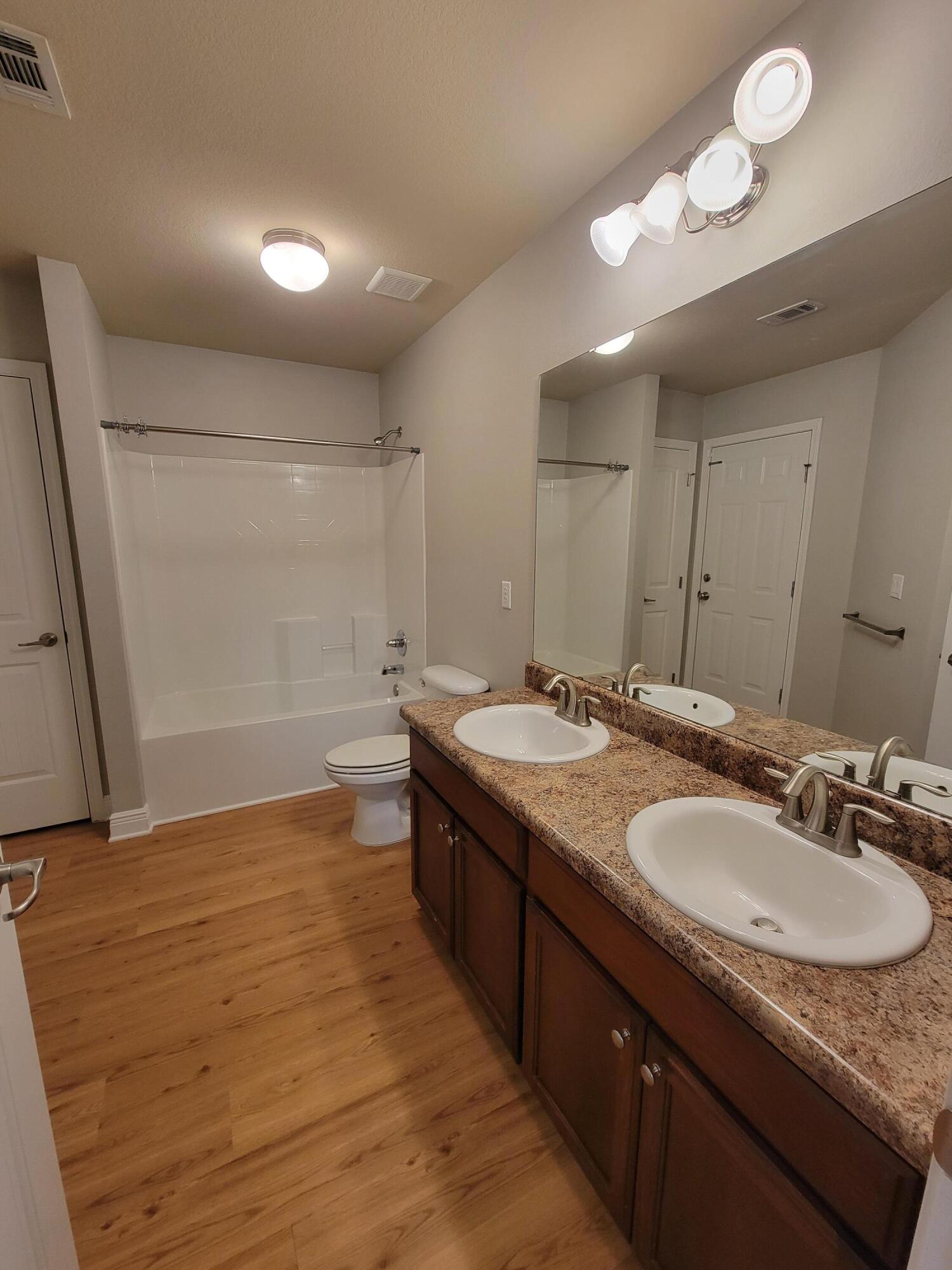 ALICIA PLACE - Residential Lease