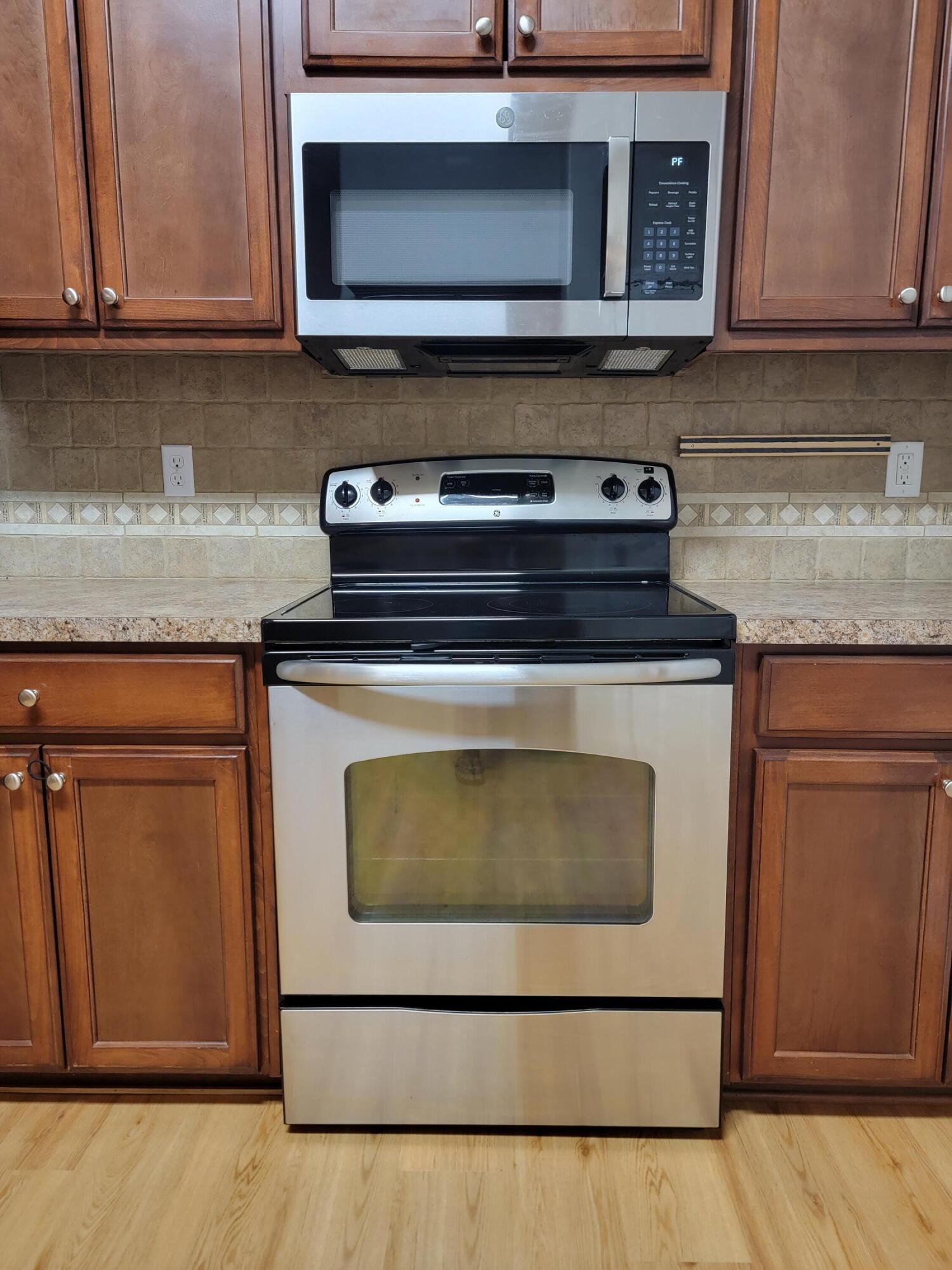 ALICIA PLACE - Residential Lease