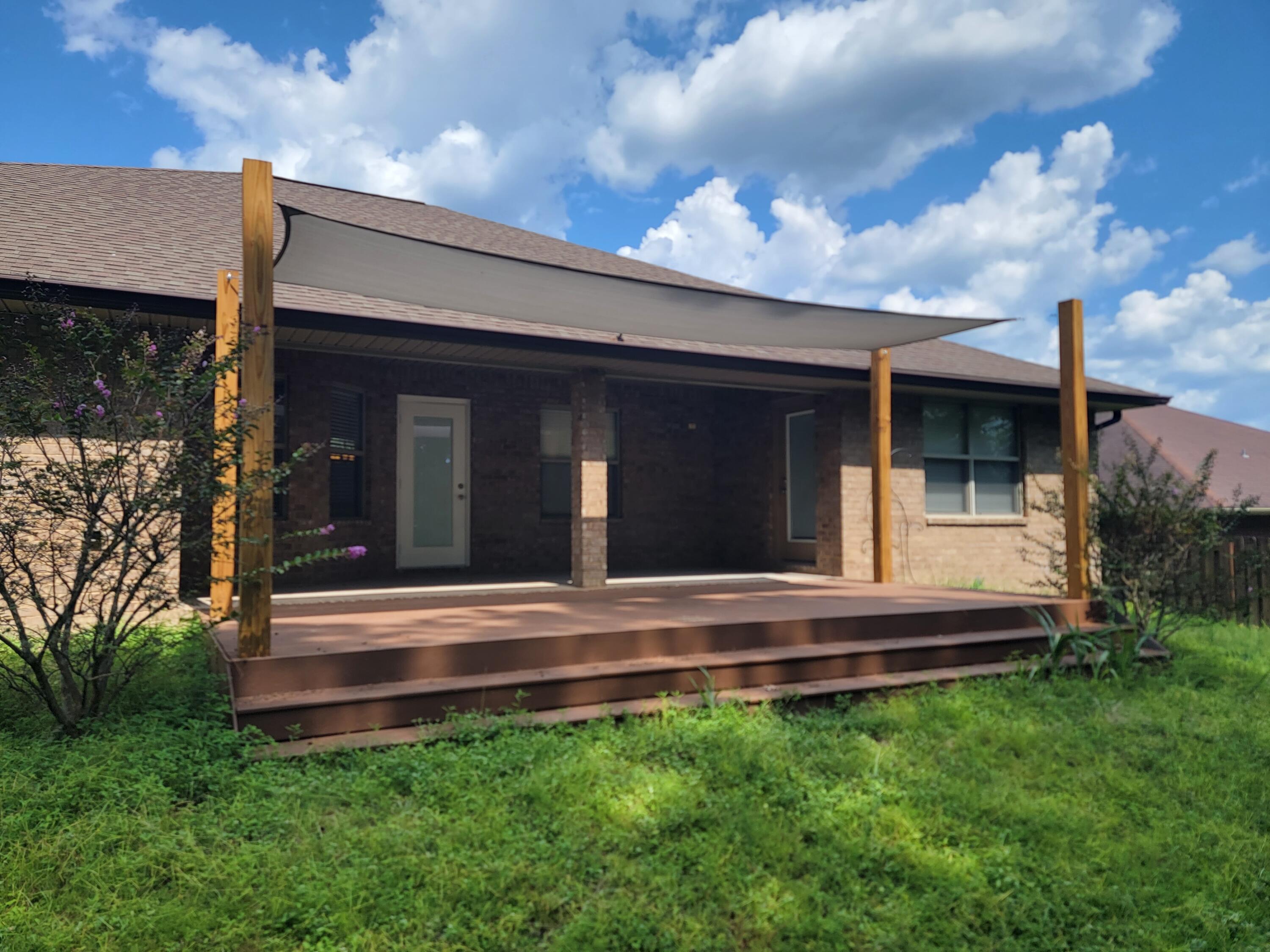 ALICIA PLACE - Residential Lease