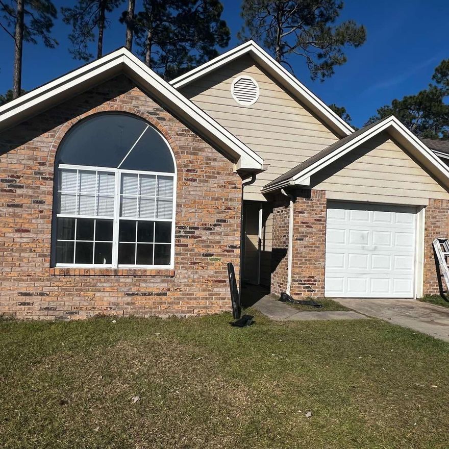 This beautifully updated 3-bedroom home is tucked away in the desirable Greenacres neighborhood of Willow Bend. Freshly painted and featuring a newly remodeled kitchen with brand-new countertops, cabinets, and appliances, this home offers modern convenience in a peaceful setting. Enjoy added privacy with a fenced-in backyard that backs up to the reservation, ensuring no backyard neighbors. Don't miss the chance to make this stylish and move-in-ready home yours!