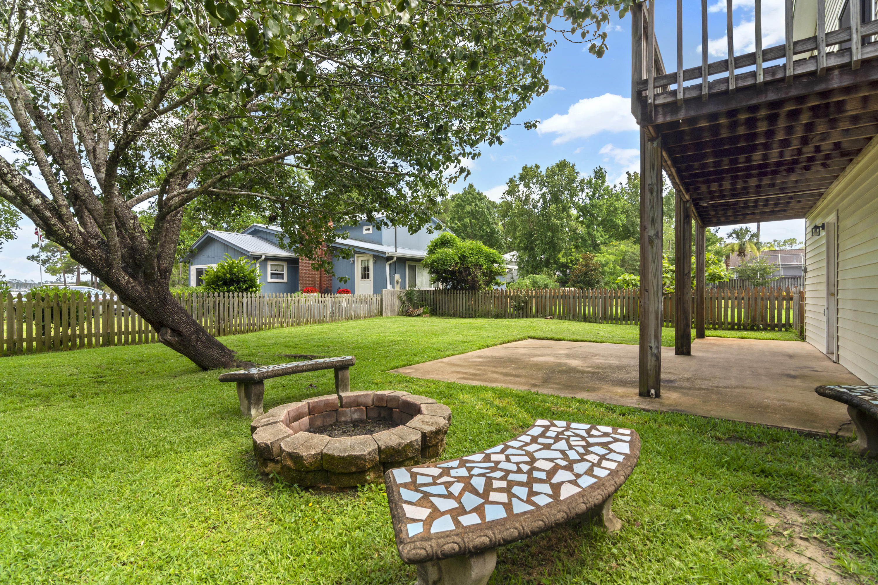 VALPARAISO PINECREST 6 - Residential