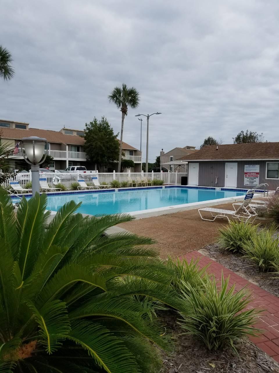 DESTIN RACQUET CLUB T/H - Residential