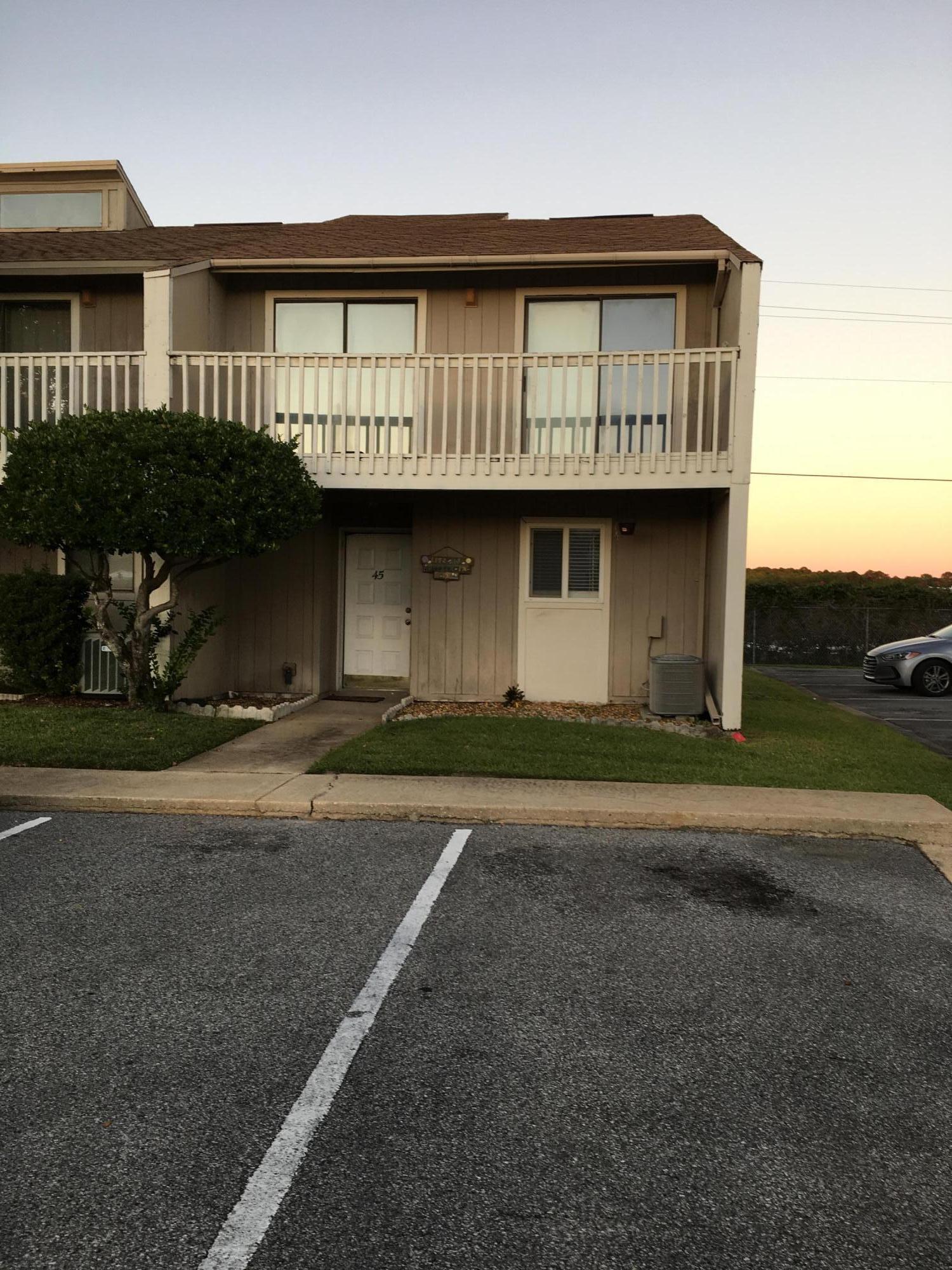 DESTIN RACQUET CLUB T/H - Residential