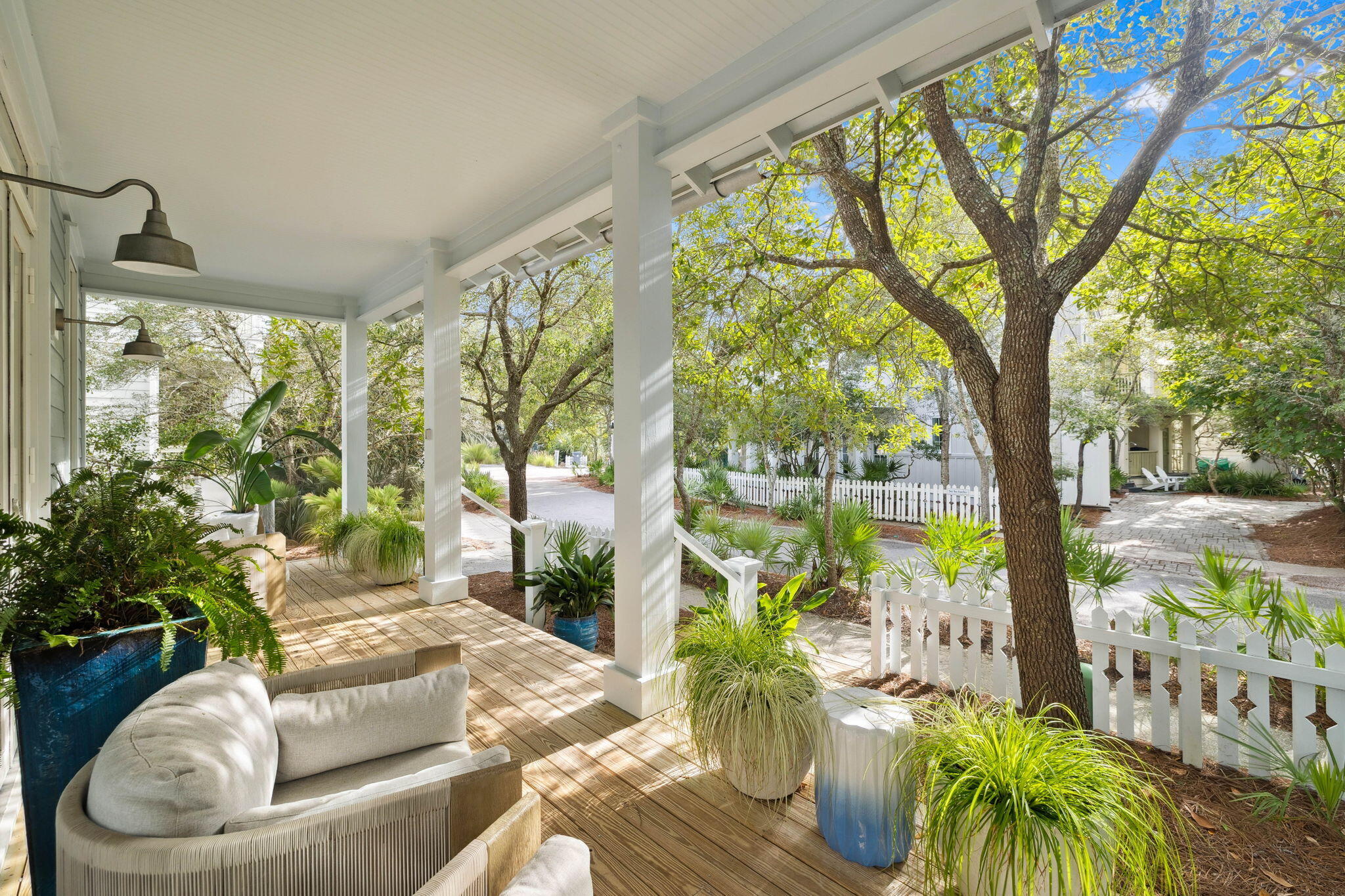 SUMMER'S EDGE - Residential