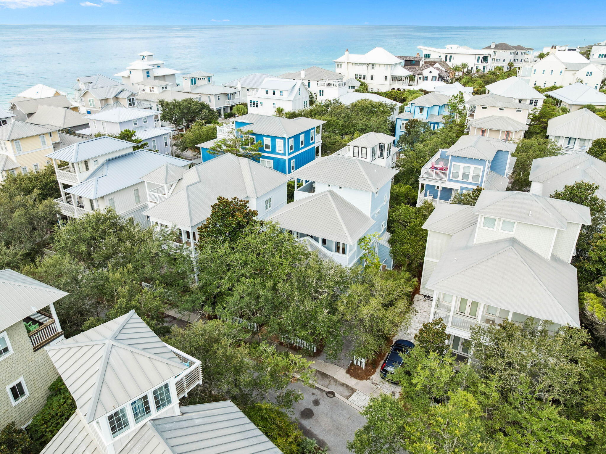 SUMMER'S EDGE - Residential