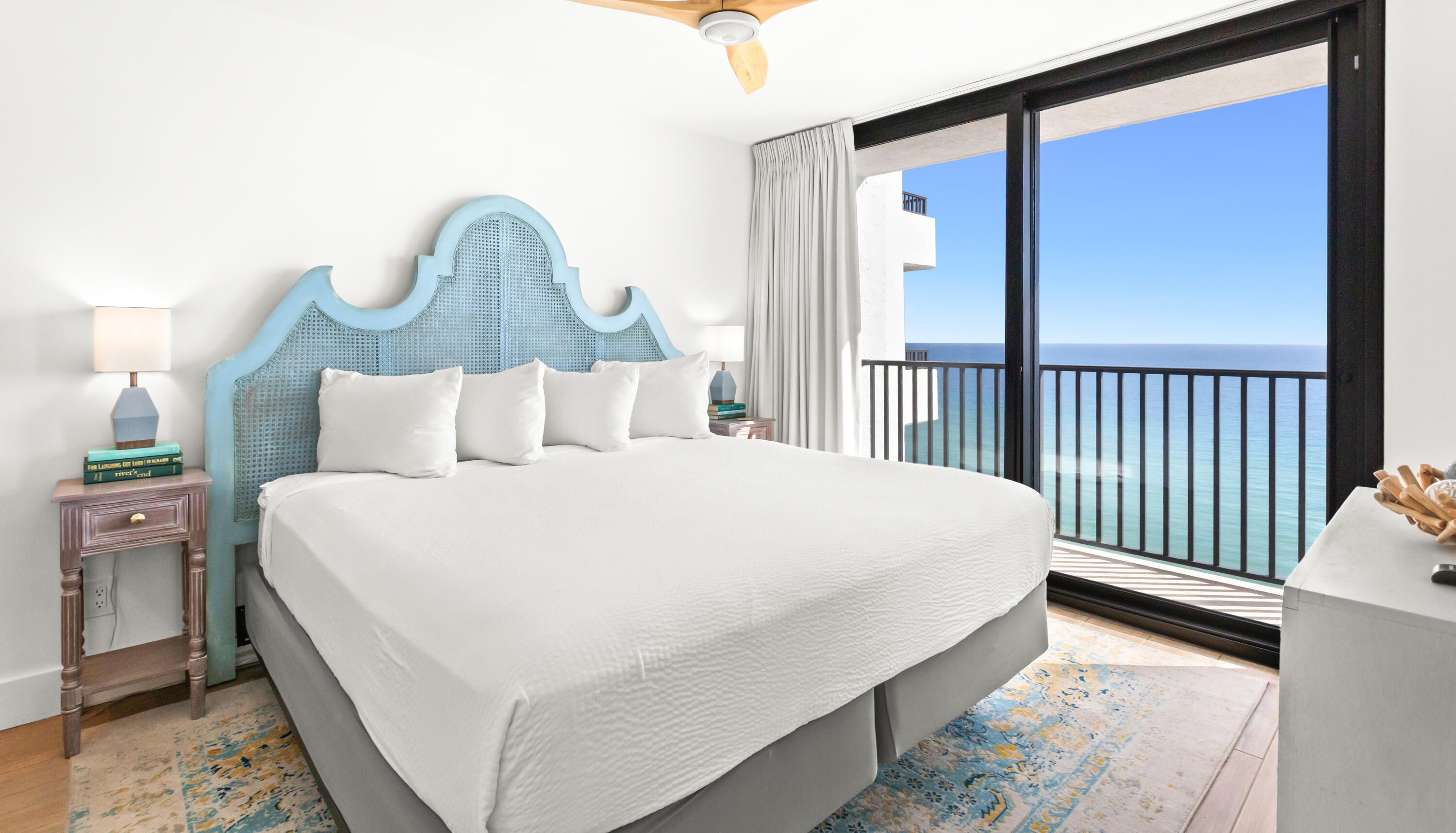 ONE SEAGROVE PLACE CONDOMINIUM - Residential