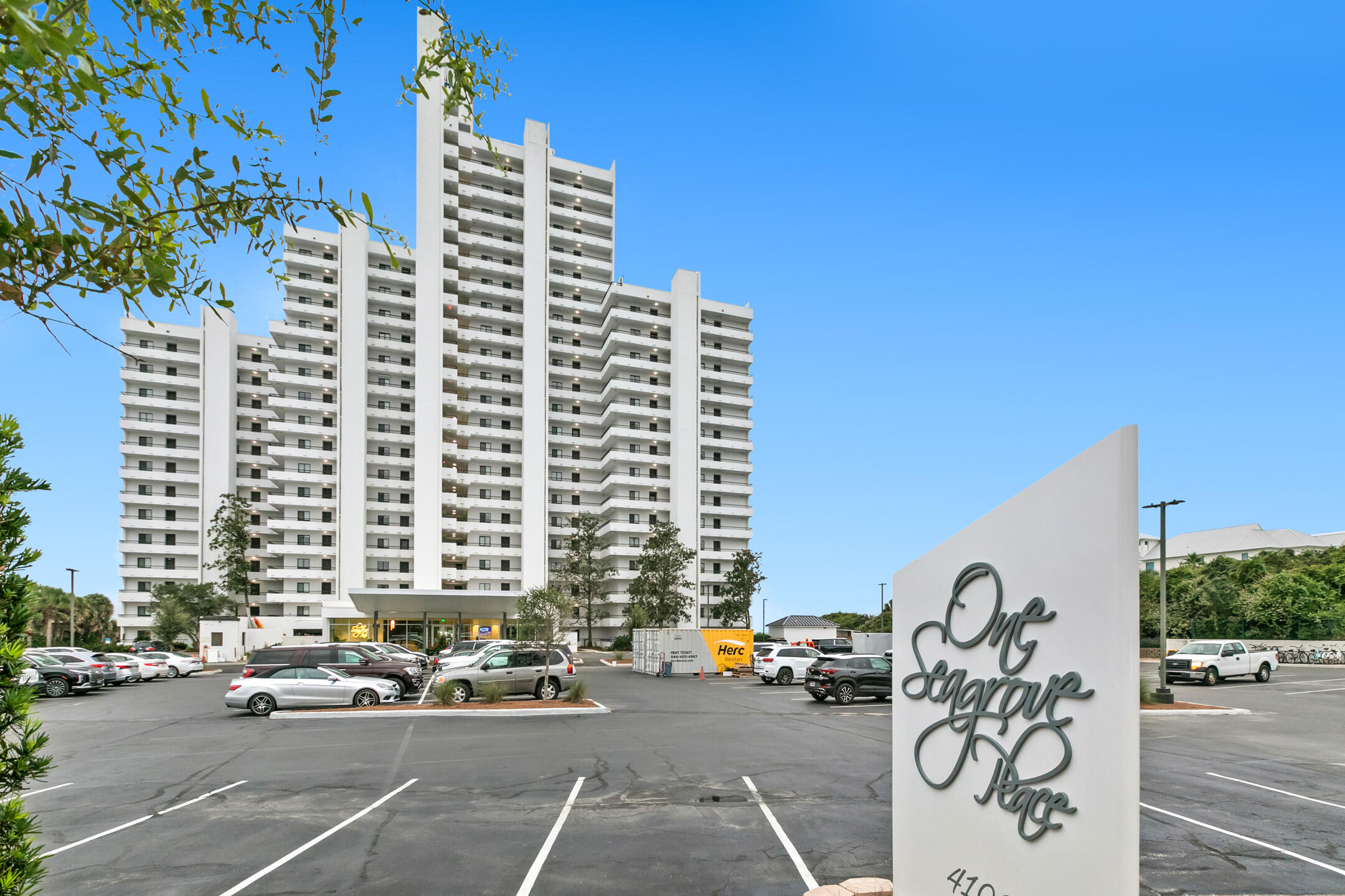 ONE SEAGROVE PLACE CONDOMINIUM - Residential