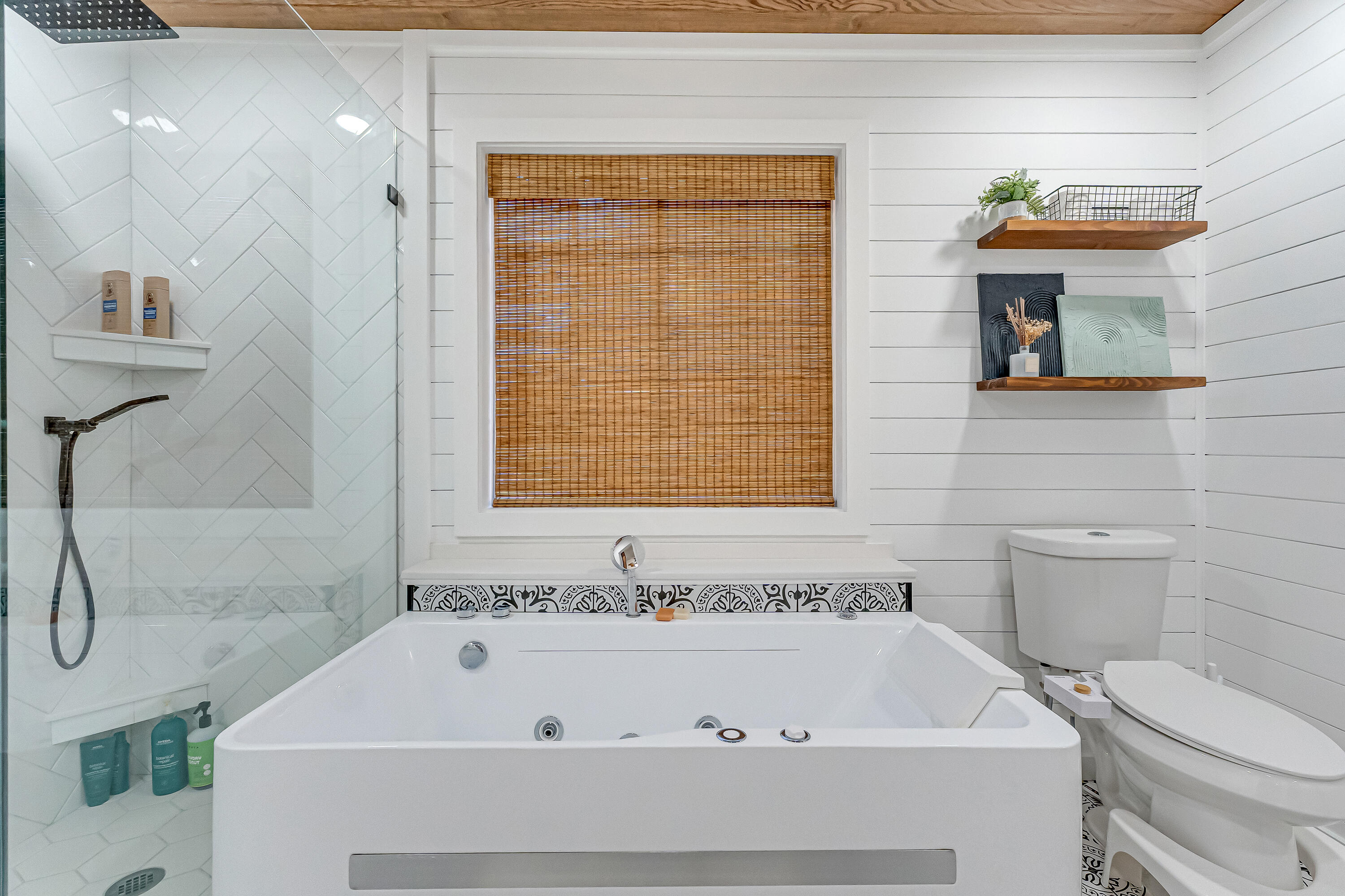 SHALIMAR PLANTATION - Residential