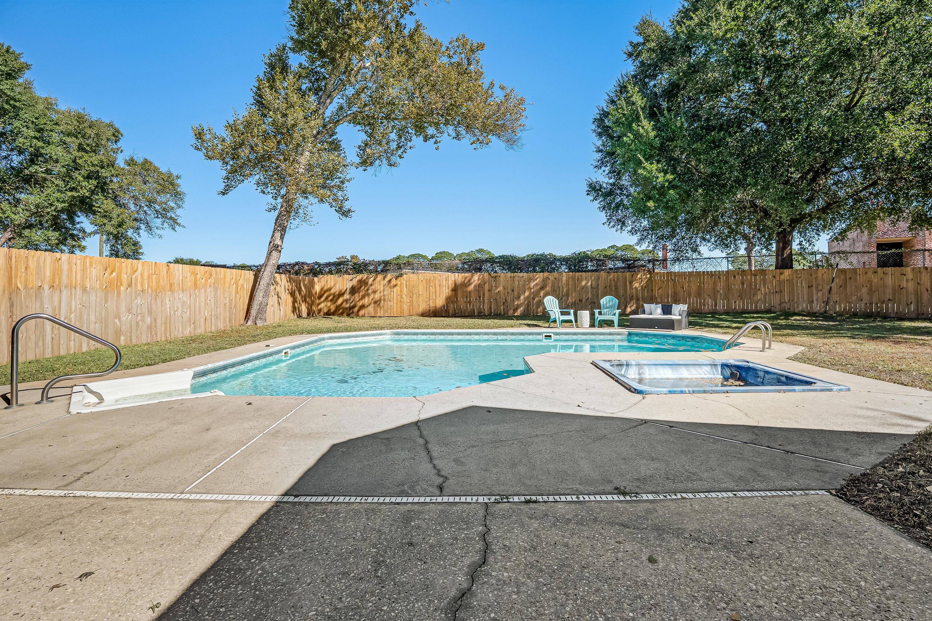 SHALIMAR PLANTATION - Residential