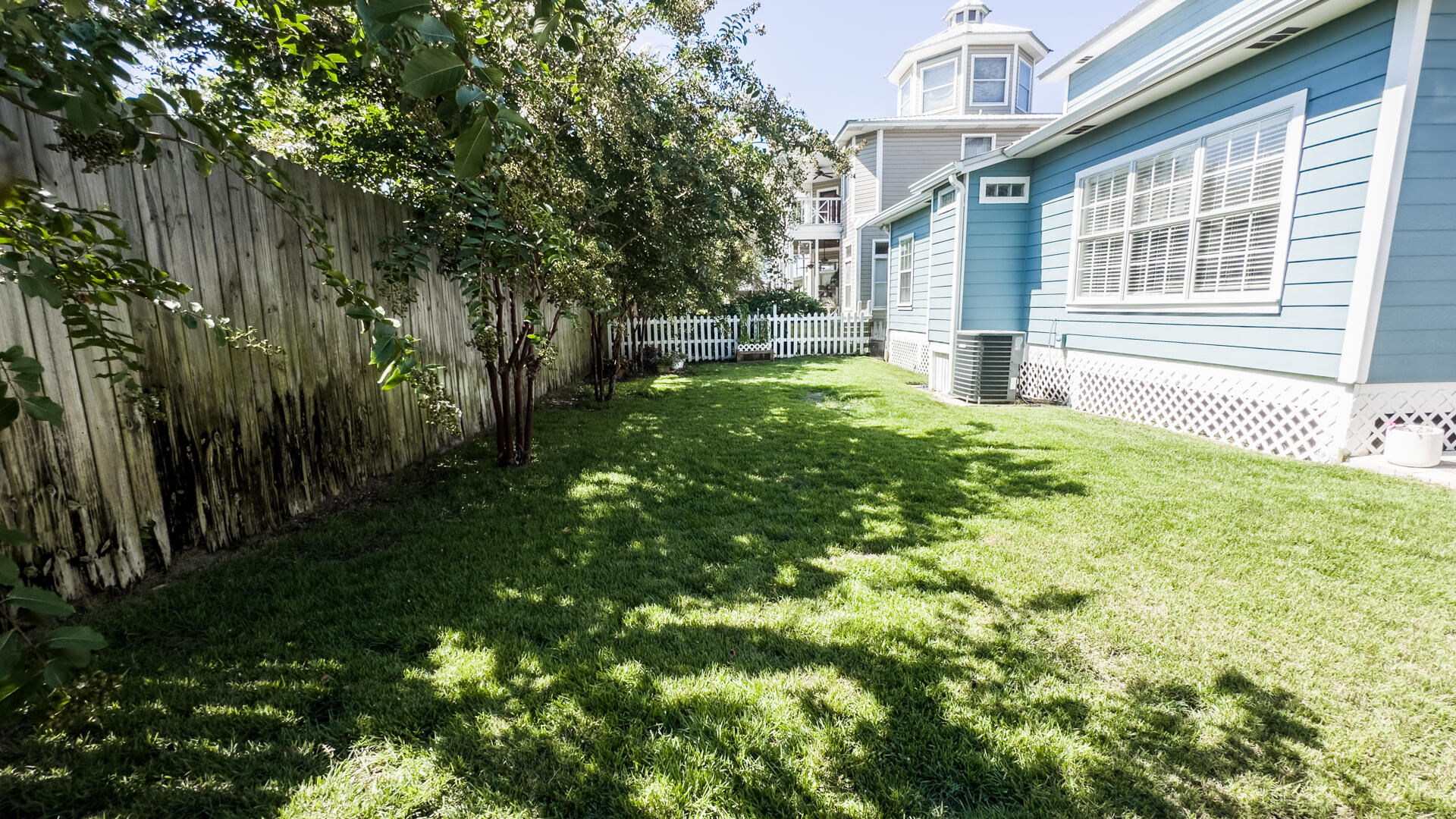 NORTH BID-A-WEE BEACH - Residential