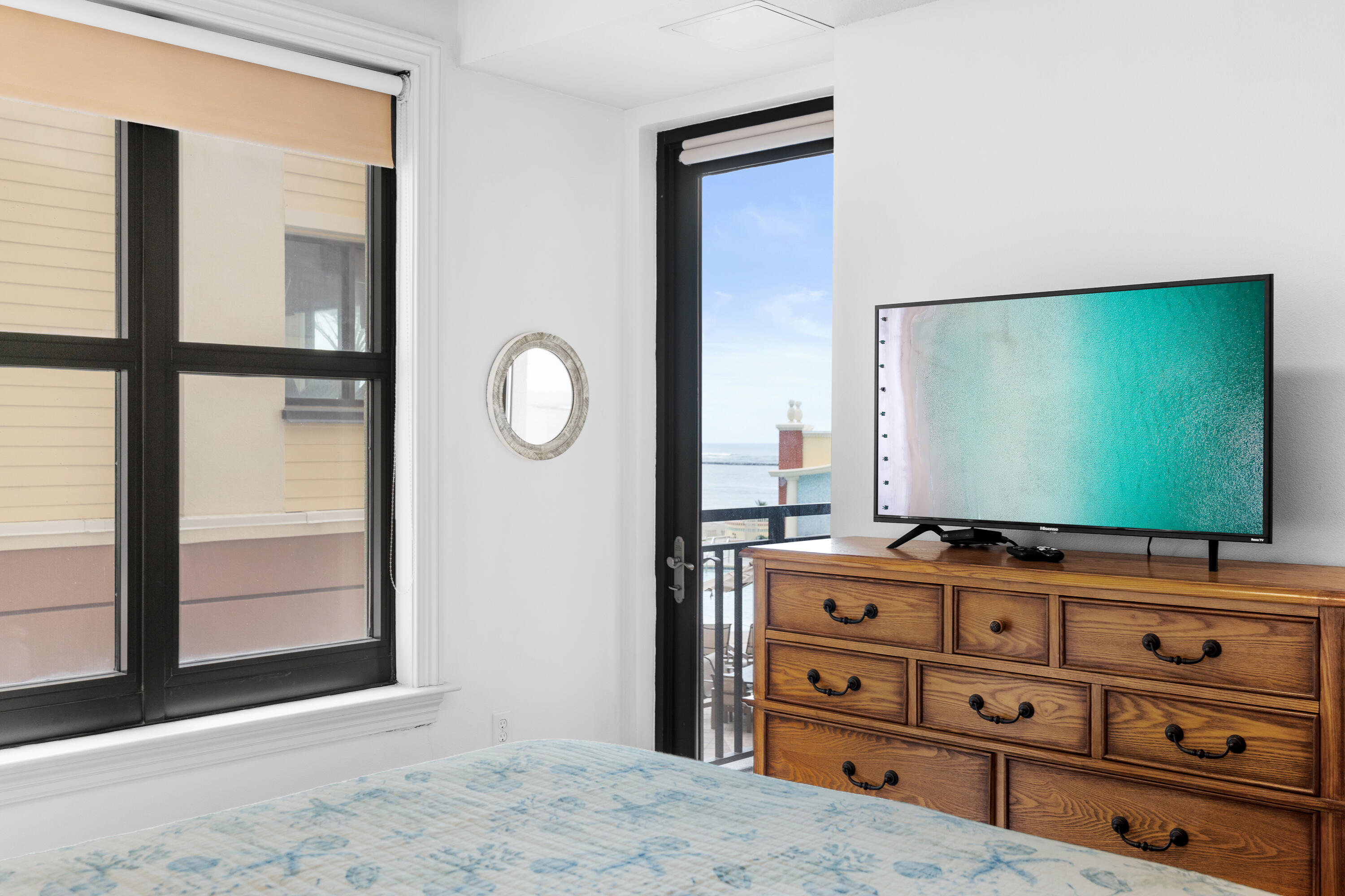 EMERALD GRANDE - Residential