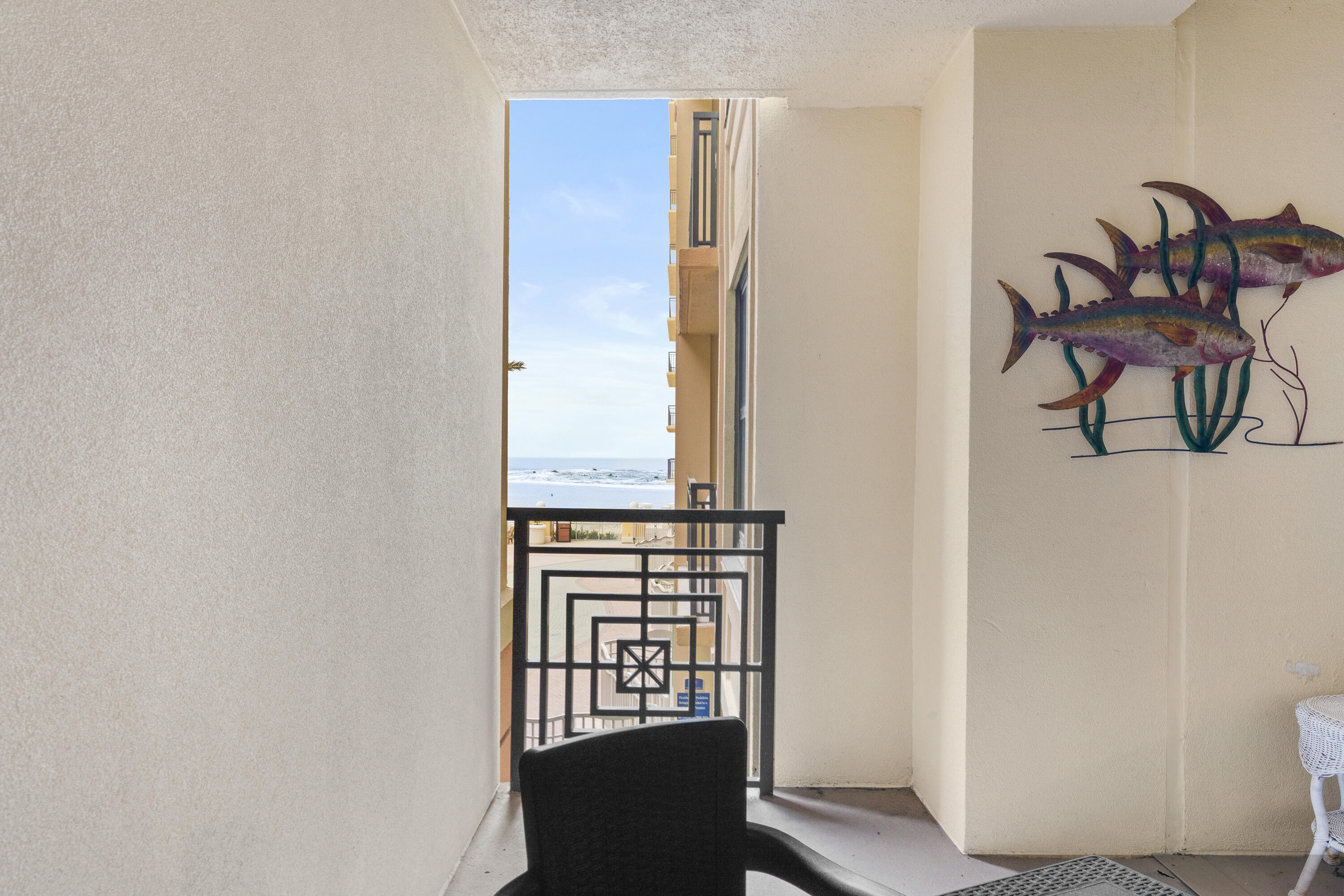 EMERALD GRANDE - Residential