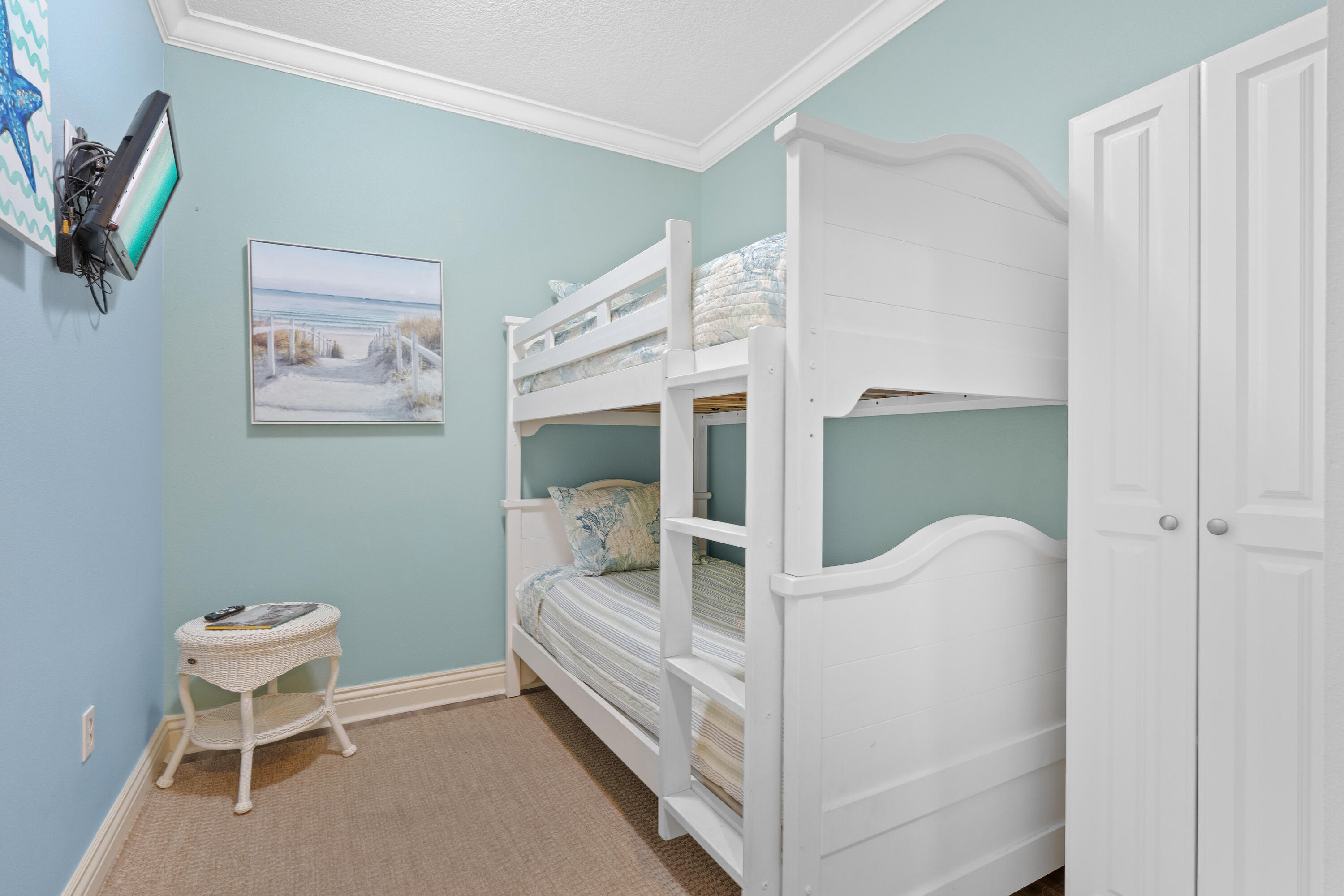EMERALD GRANDE - Residential