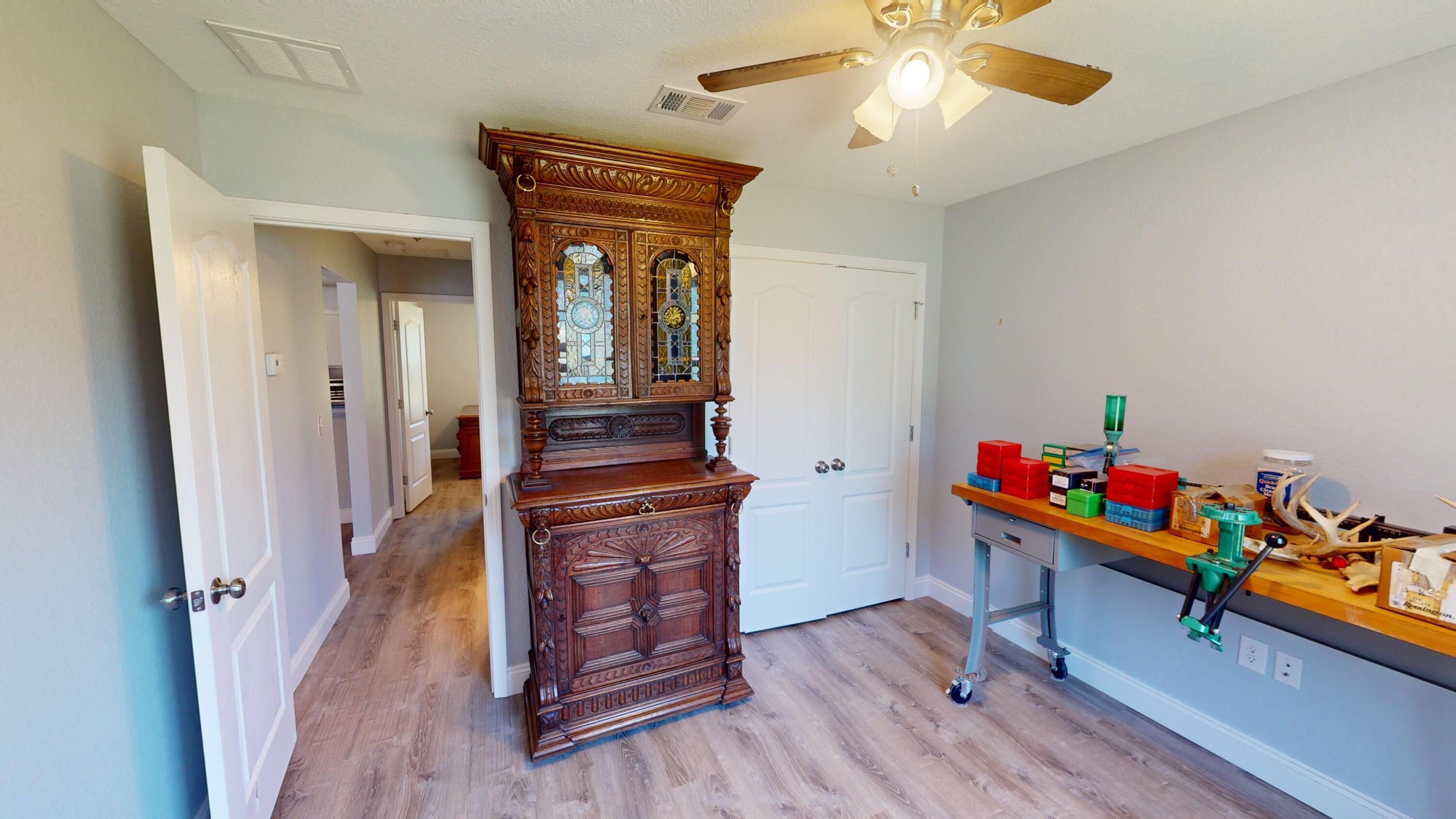 ROUNDUP VALLEY - Residential