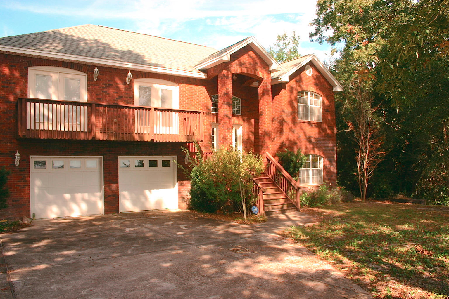 THIS PROPERTY IS BEING OFFERED AS A SHORT SALE. Two story, 3 bedroom, 3 bath, brick home with 75 feet of Bay frontage. Spectacular view of Choctawhatchee Bay on nearly two-thirds of an acre. Garage has water damage that needs remediation.