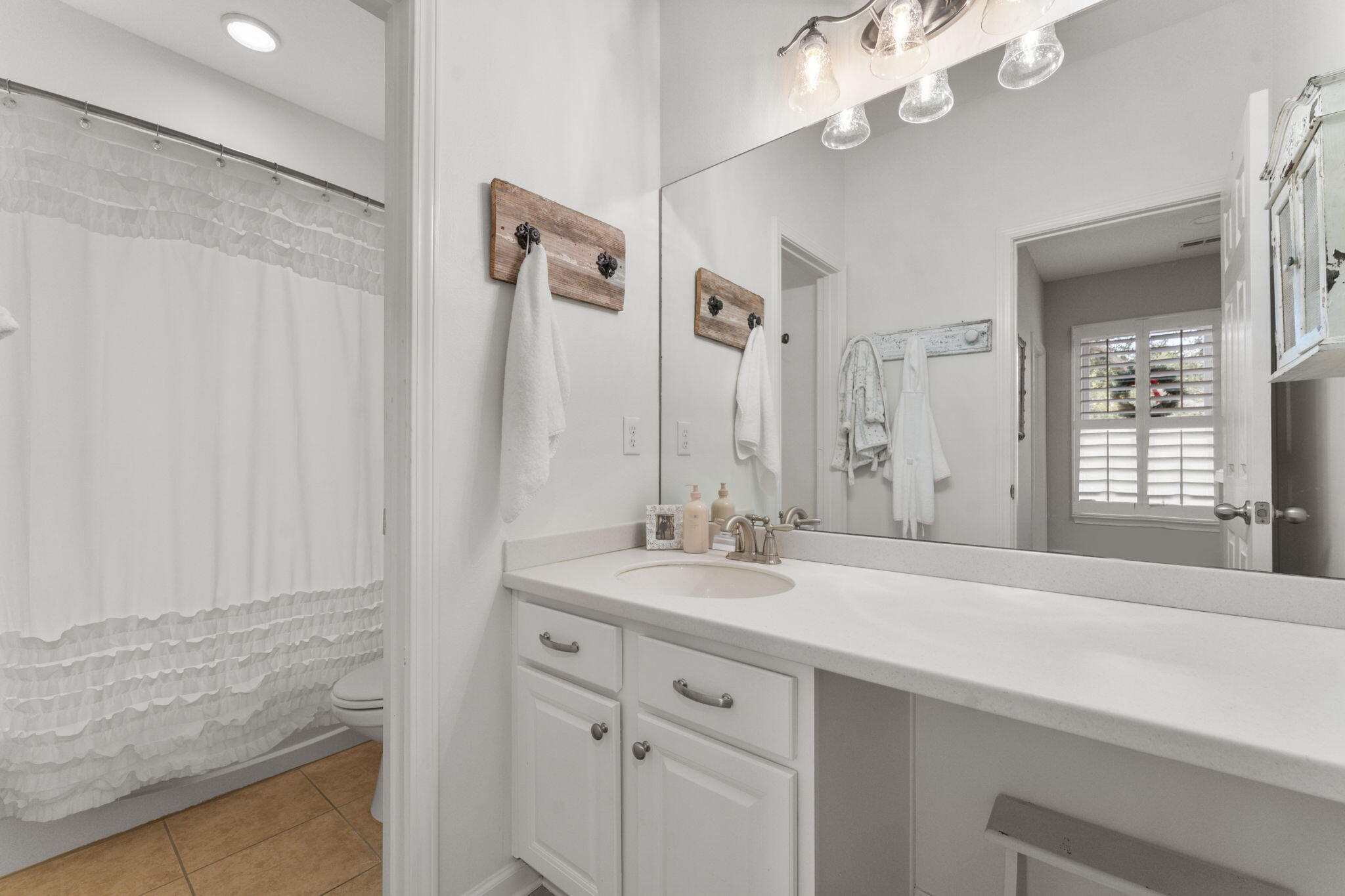 TURTLE COVE - Residential