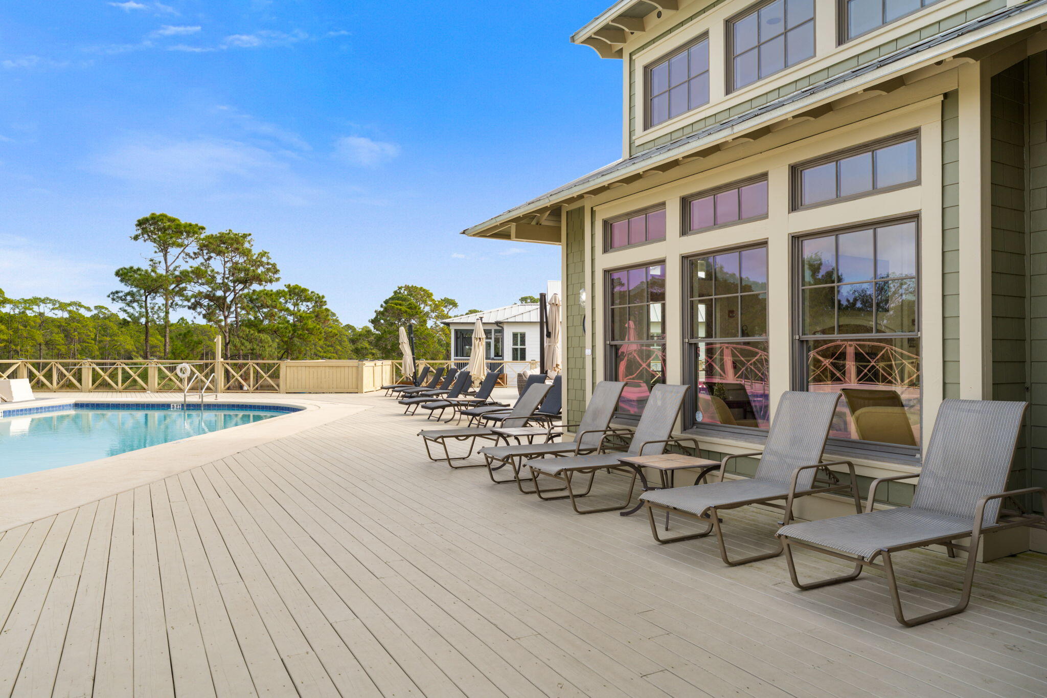 TURTLE COVE - Residential