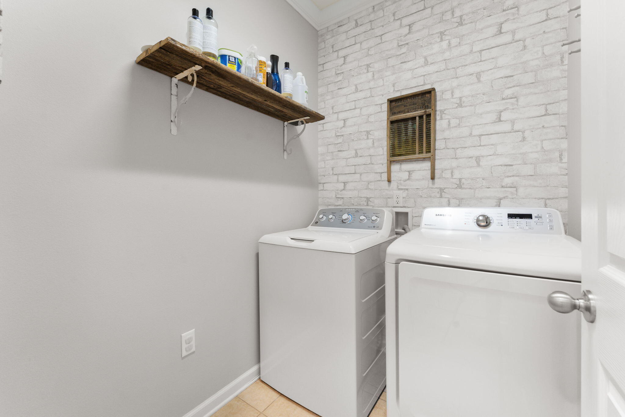 TURTLE COVE - Residential