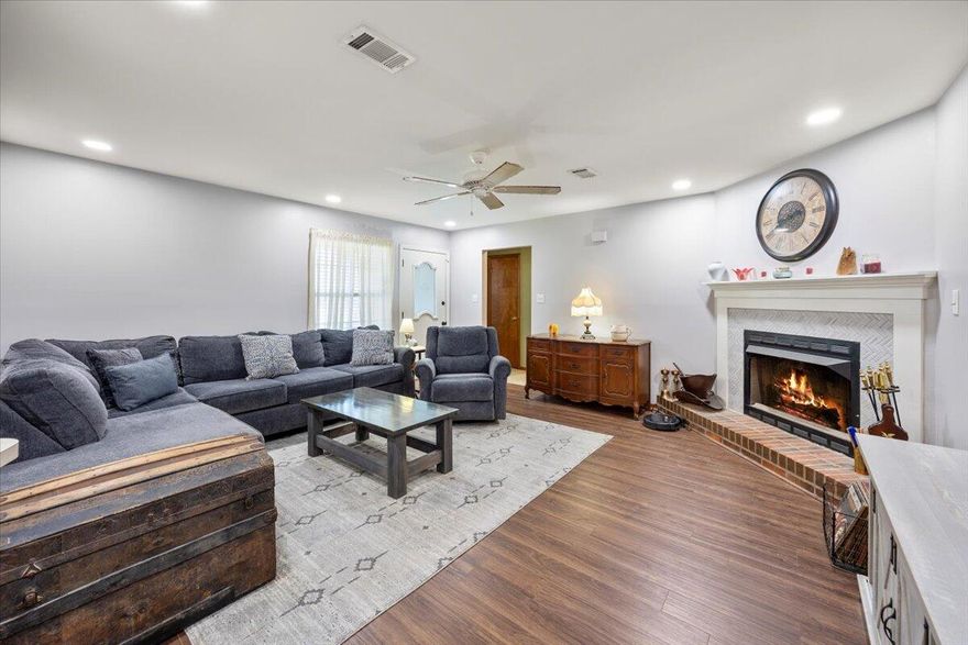 Priced to SELL!!Welcome to 421 Rhonda Kay Court, a charming home nestled at the end of a peaceful cul-de-sac in the heart of Fort Walton Beach. With the added benefit of solar panels that will be paid off at closing, you can enjoy an astonishingly low electric bill of just $25 per month! ENJOY THAT!ADT security on all doors/windows. New Gutters and downspouts. Garage door opener - 1 yr old. $3k worth of paint/tile in garage to finish interiorLocated just moments away from beautiful public beaches, shopping centers, and a variety of restaurants, this home offers easy access to all that Fort Walton Beach has to offer. All furniture negotiable with strong offer including items in shed! A/C- 5 yoWater heater- 5 yo