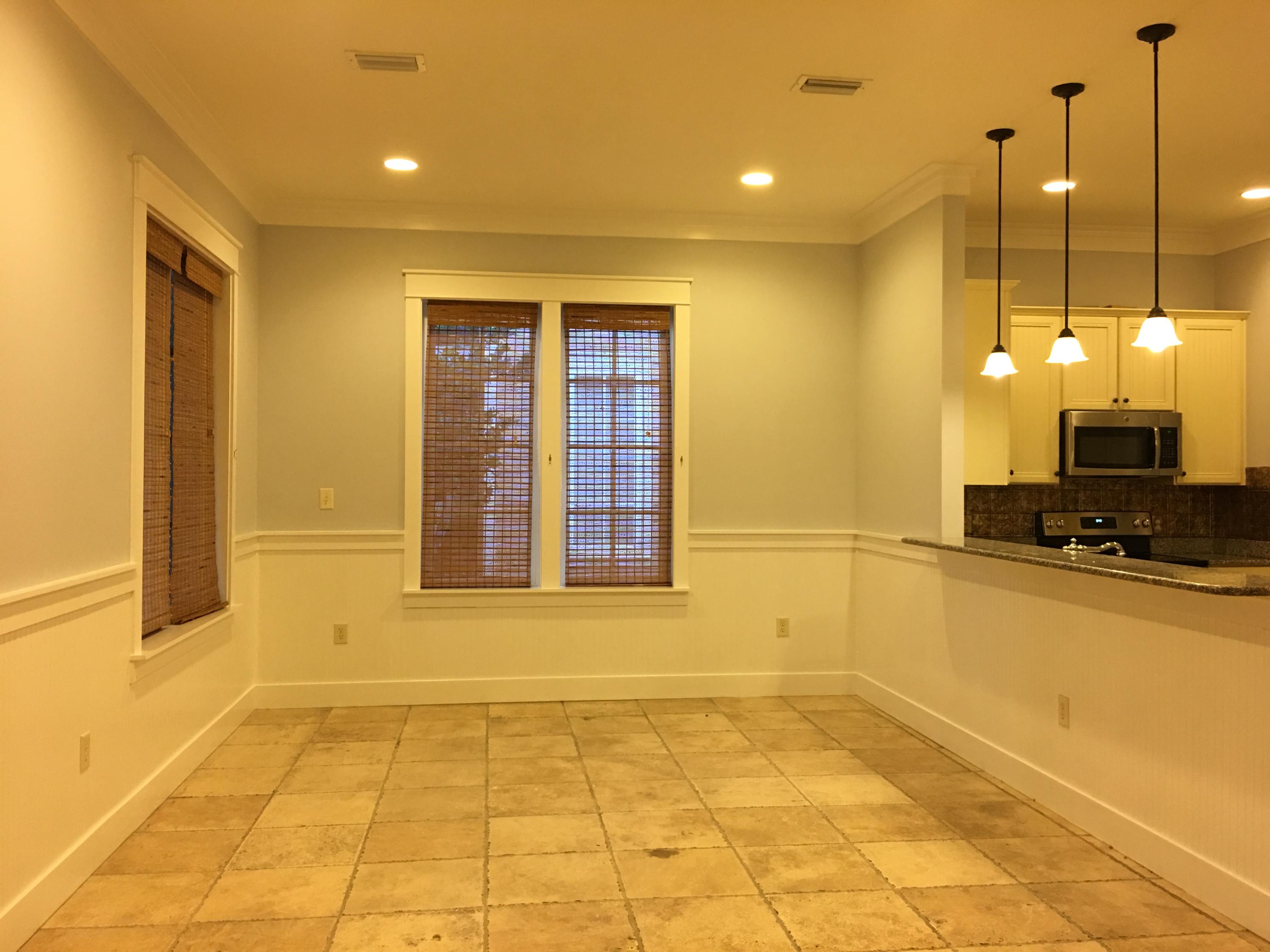 BUNGALOS AT SANDESTIN - Residential